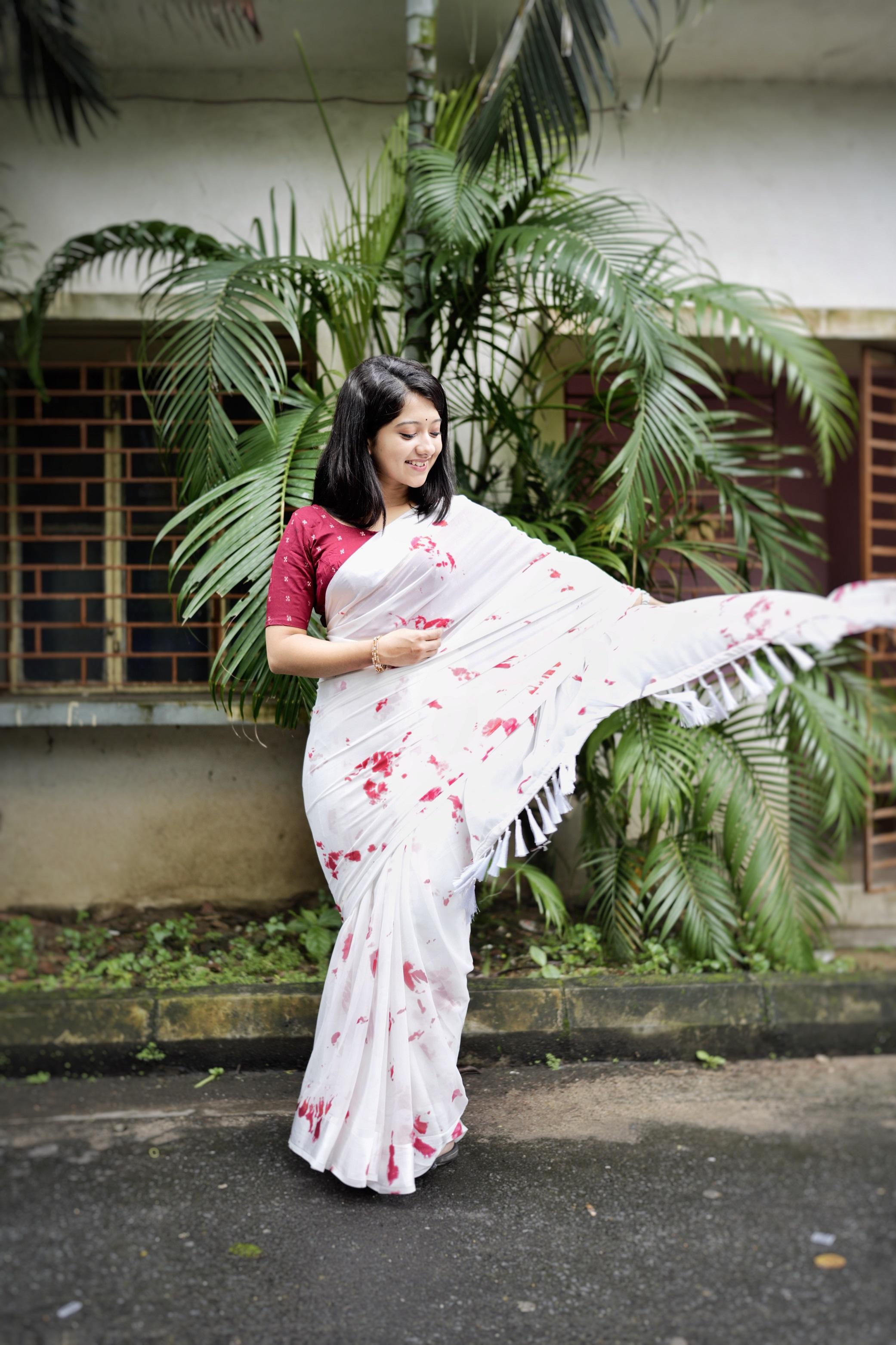 Red Poly Georgette Tie and Dye Saree with Unstitched Blouse - Hiral Fashion