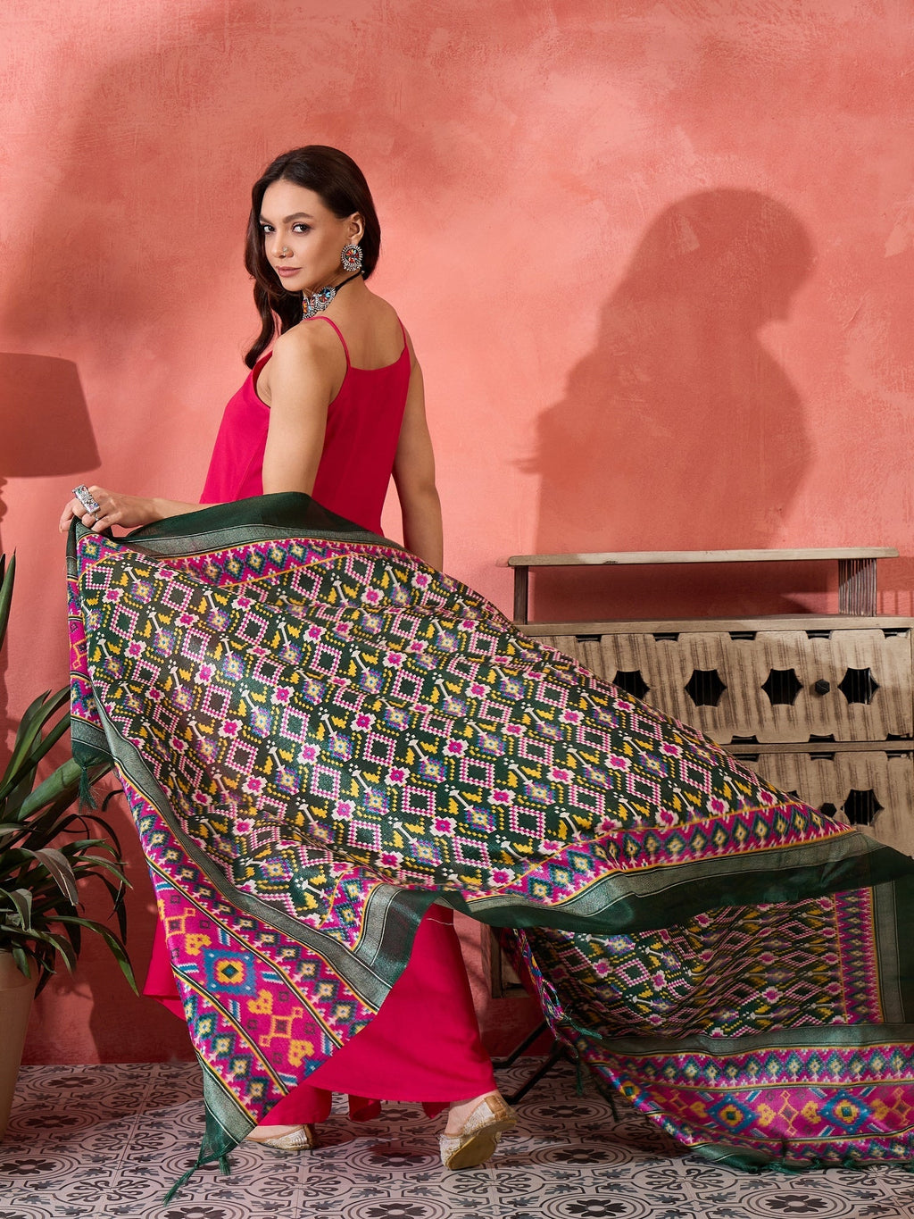 InWeave Fuchsia Strappy Kurta Set Green Patola Dupatta