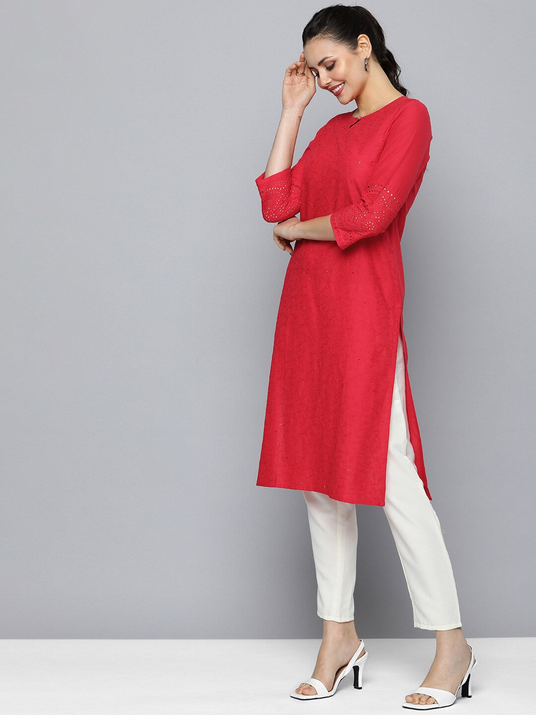 HERE&NOW Women Pure Cotton Floral Embroidered Keyhole Neck Thread Work Kurta