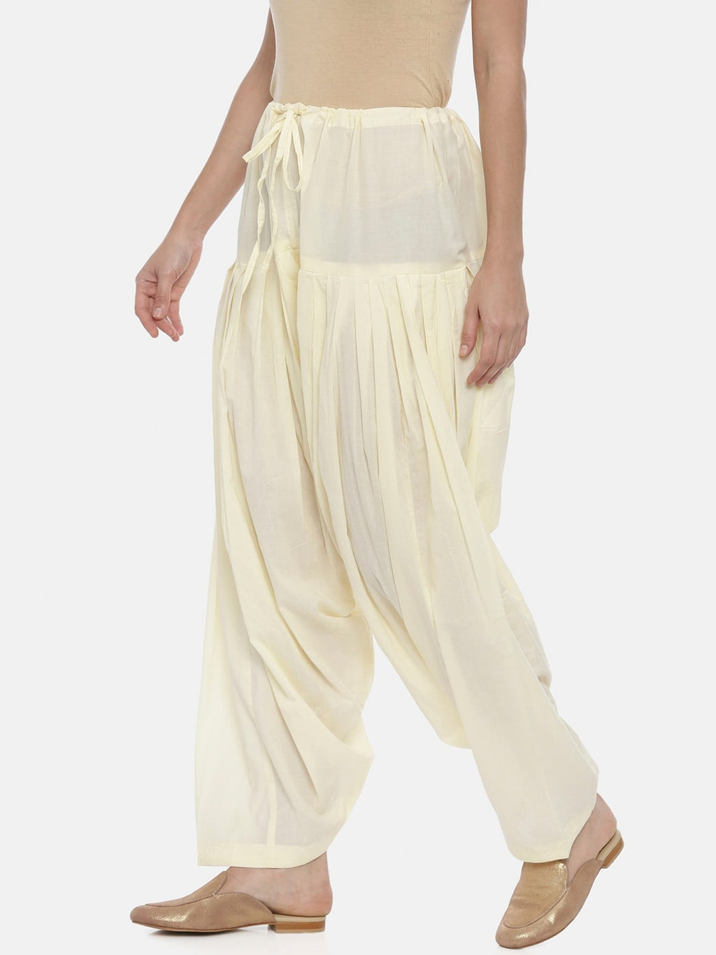 Souchii Cream-Coloured Solid Loose-Fit Patiala