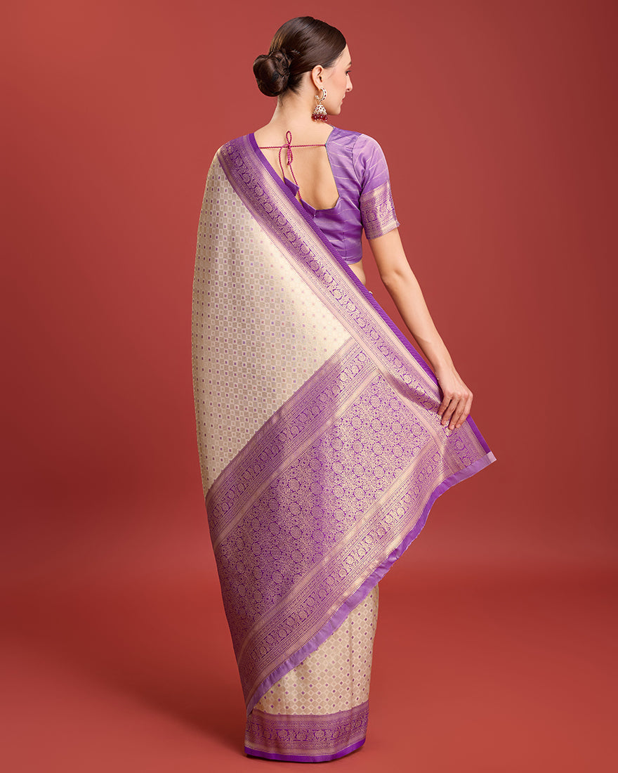Monjolika Fashion Lavender Kanjivaram Silk Mesmerizing Saree