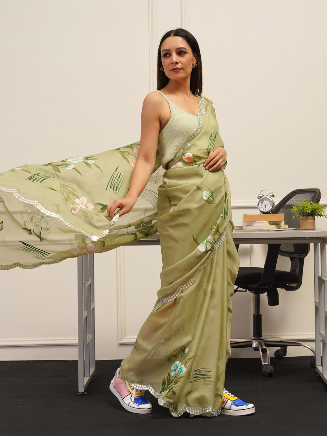 Tikhi Imli Floral Printed Organza Saree