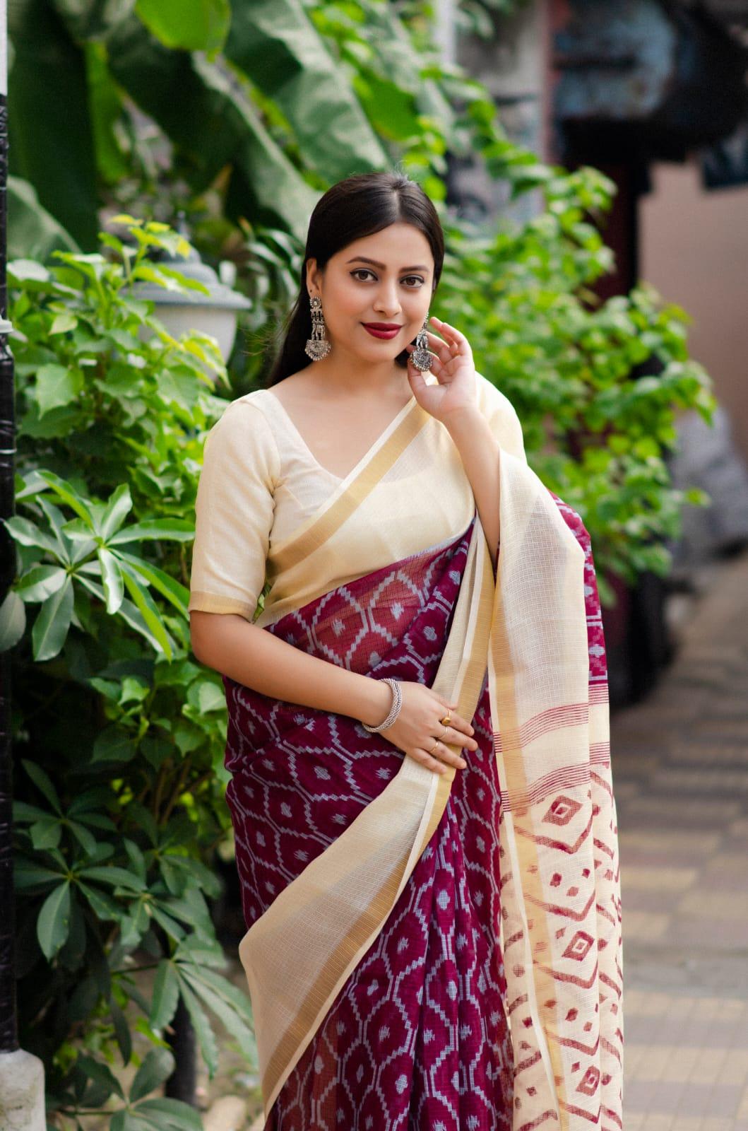 Maroon Polycotton Ethnic Motifs Saree with Unstitched Blouse - A2M