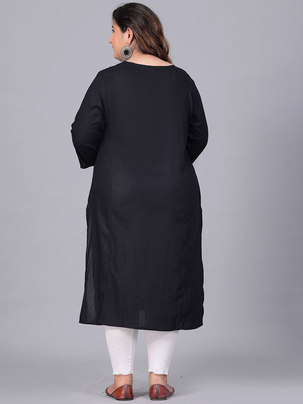 Sztori Plus Size Floral Embroidered Yoke Mirror Work Straight Kurta