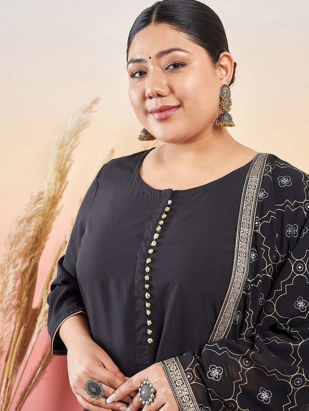 Sztori Paisley Printed Round Neck Straight Kurta With Trouser & Dupatta