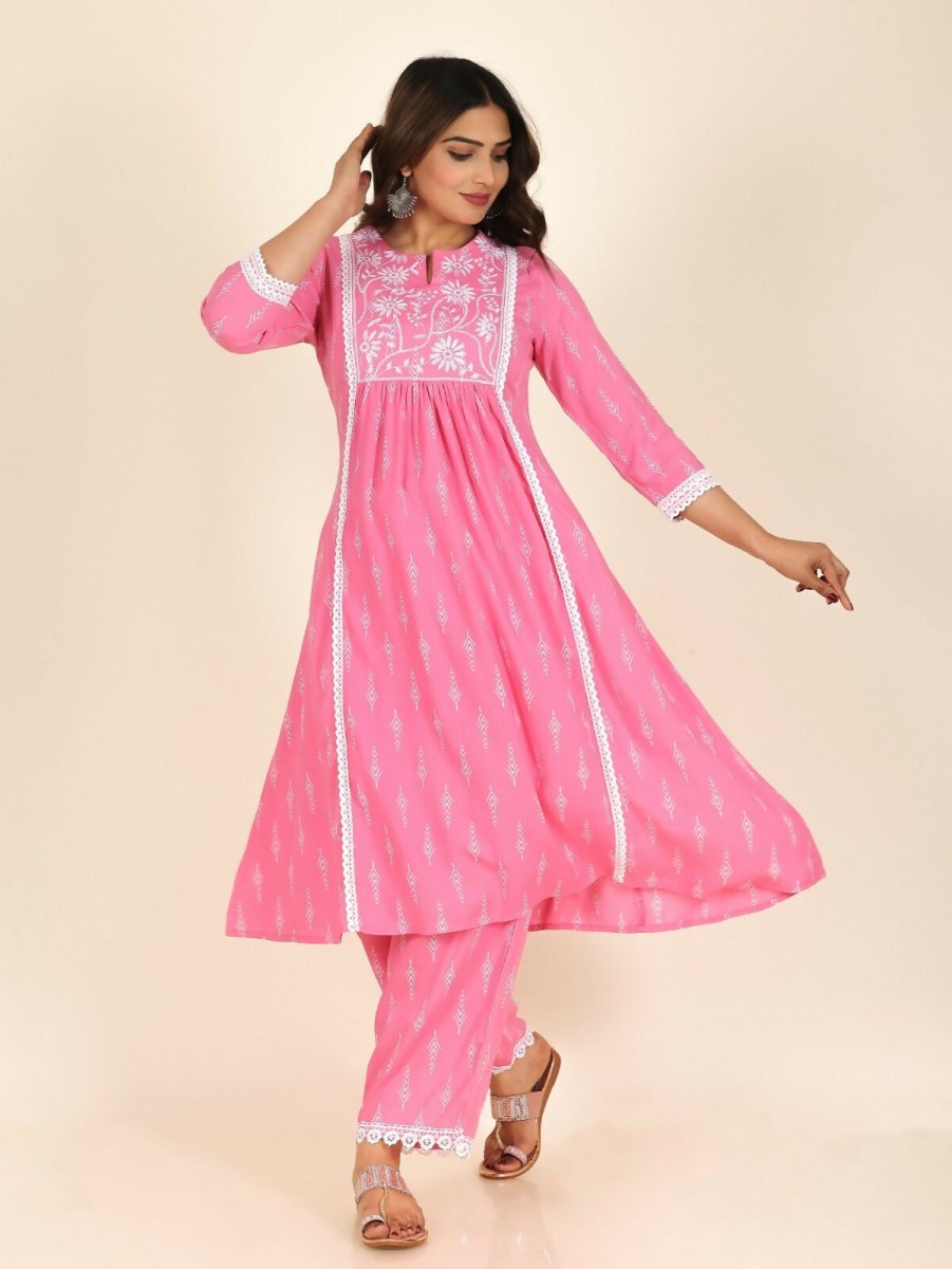 Aramya Pink Rayon Geometric Panelled Kurta for Women