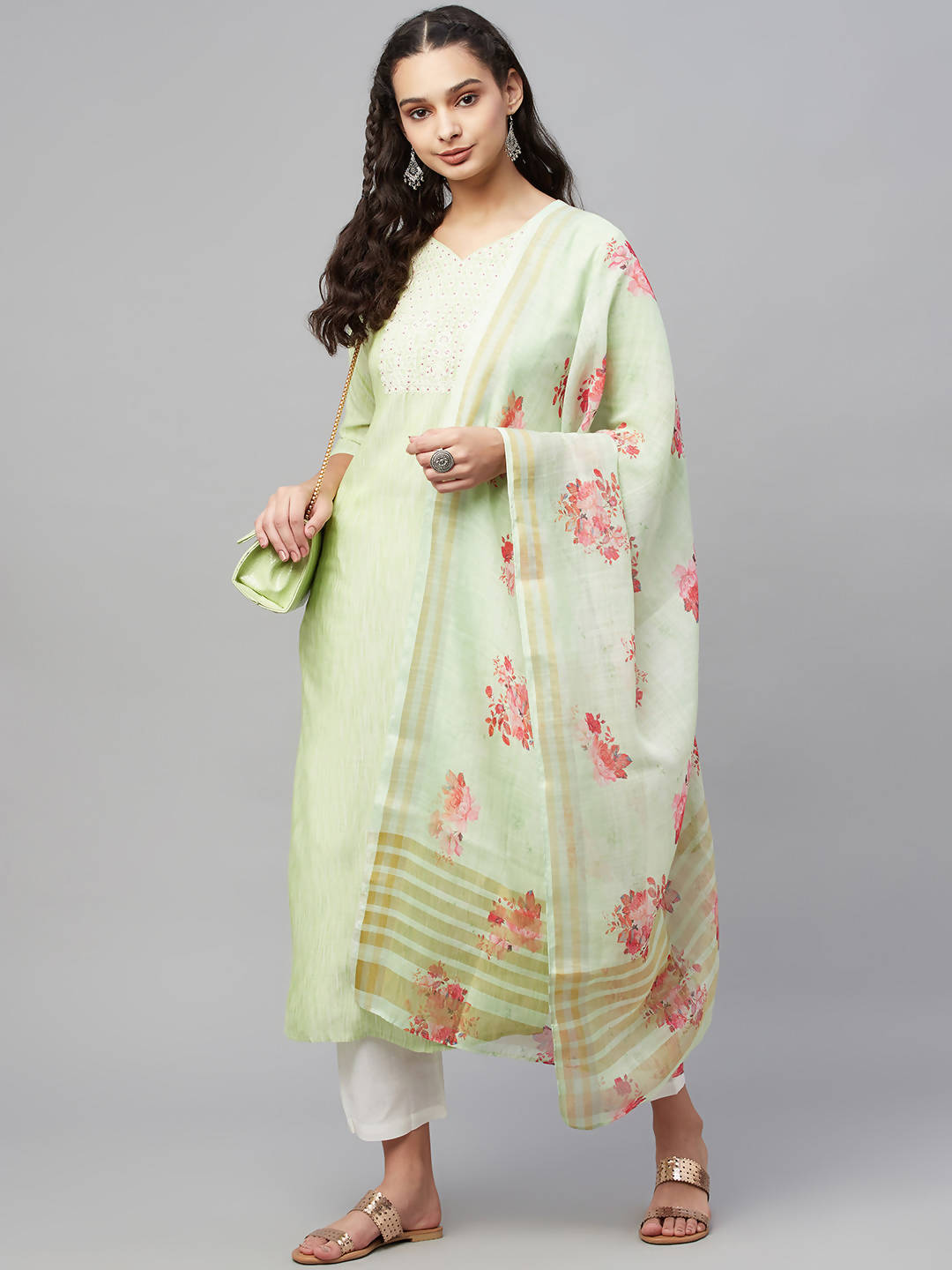 Myshka Green Embroidered 3/4 Sleeve V Neck Kurta Pant Dupatta Set