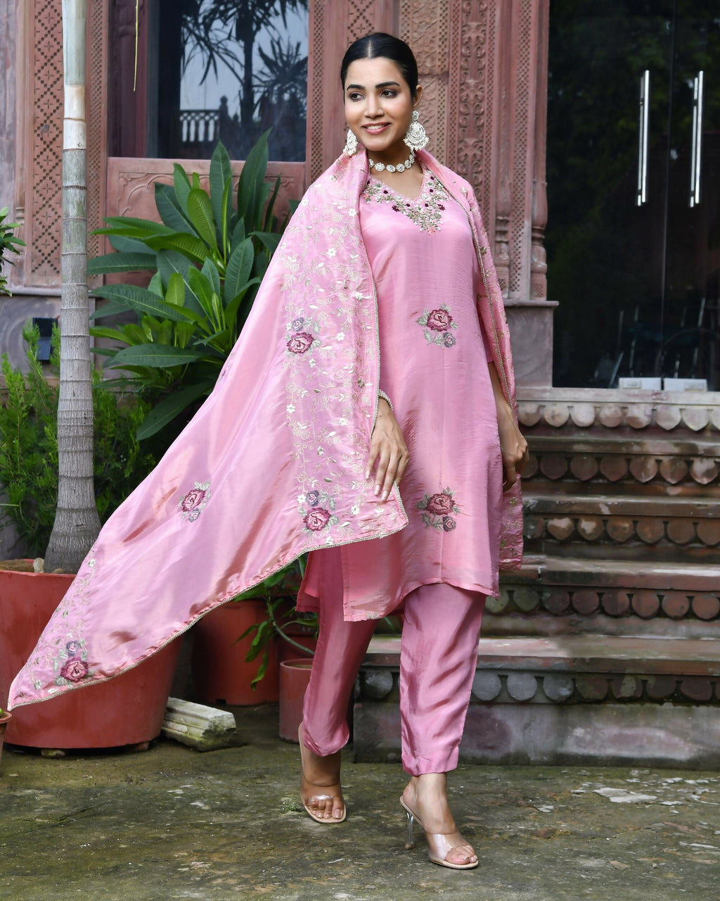 Vaasva Women's Tissue Silk Emboidered Suit Set With Solid Pant & Solid Embroidered Dupatta