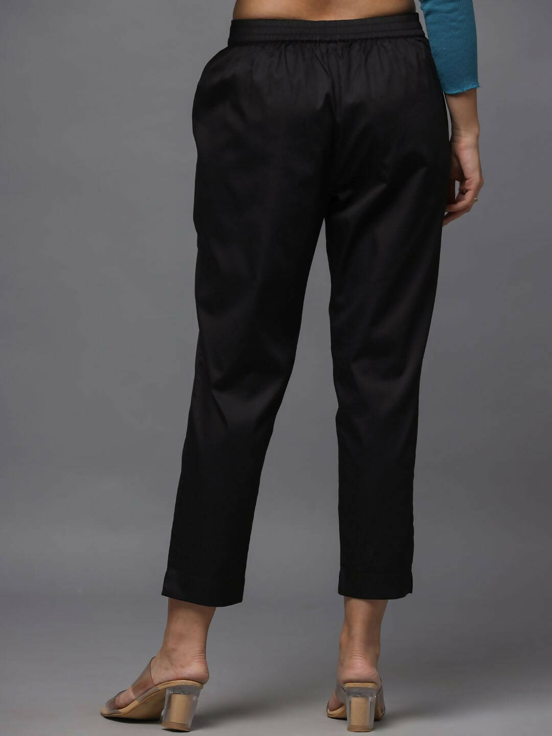 Juniper Women's Black Solid Straight Slim Pant