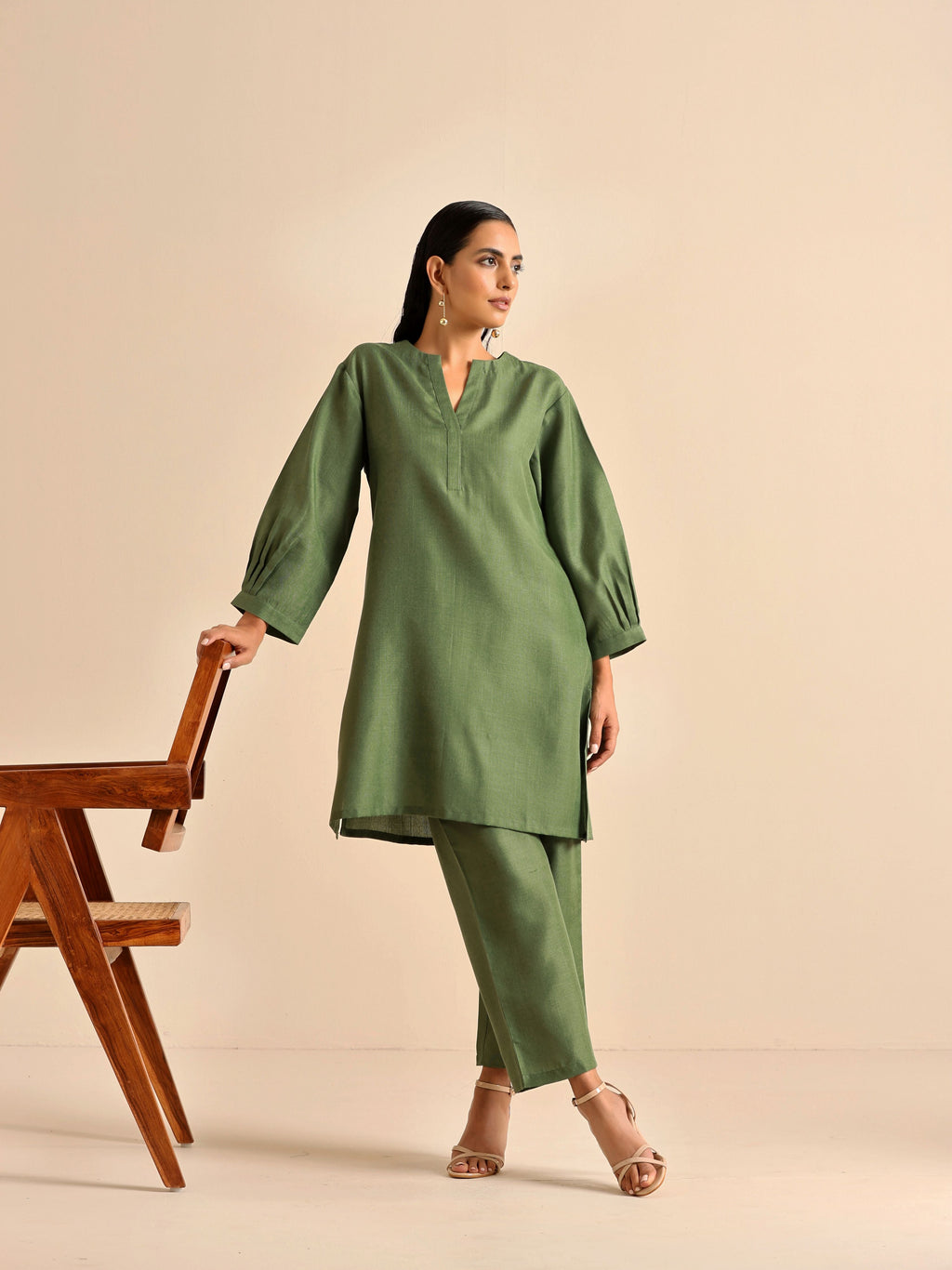 trueBrowns Olive Green Slub Relaxed Placket Co-Ord Set