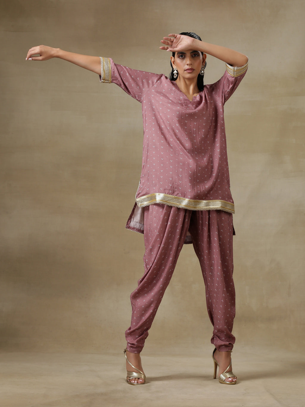 trueBrowns Dark Mauve Bandhani Printed Silk Loose Kurta Dhoti Pant Set