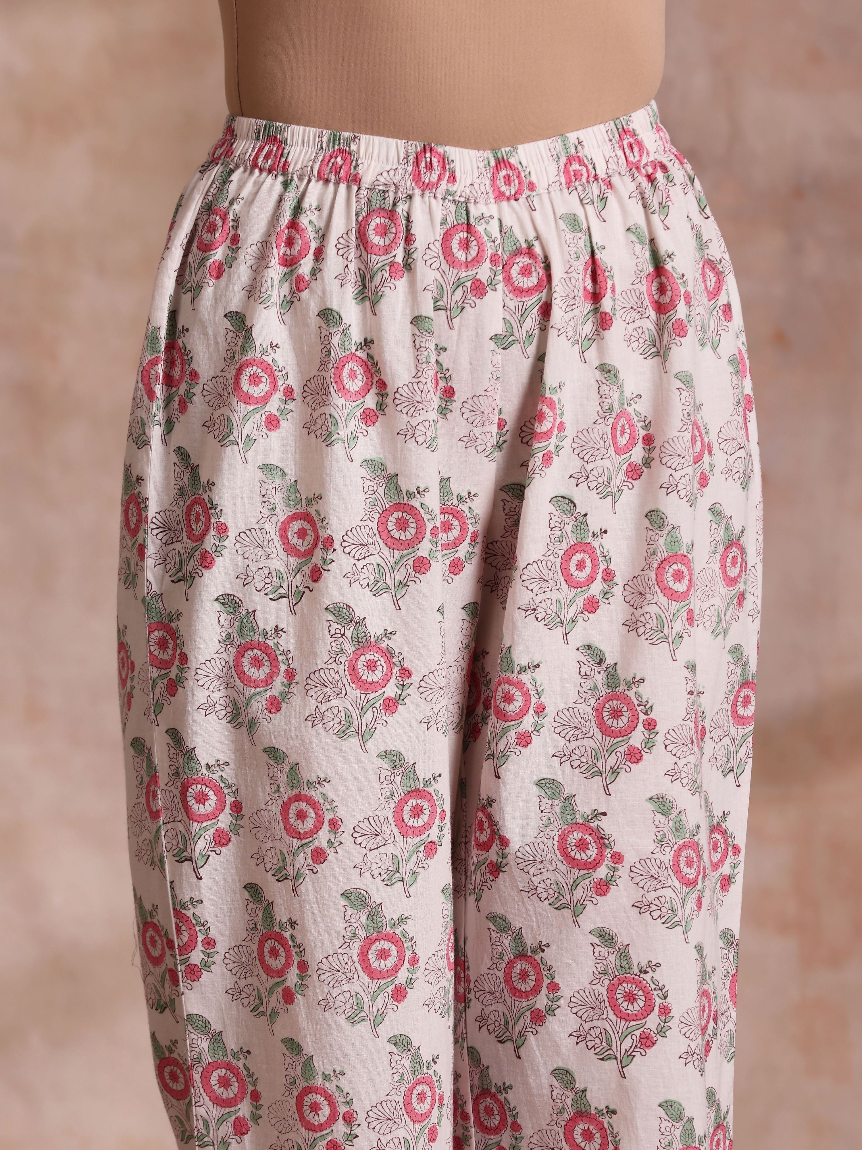trueBrowns Pink Green Buta On White Block Print Cotton Slit Kurta Pant Set