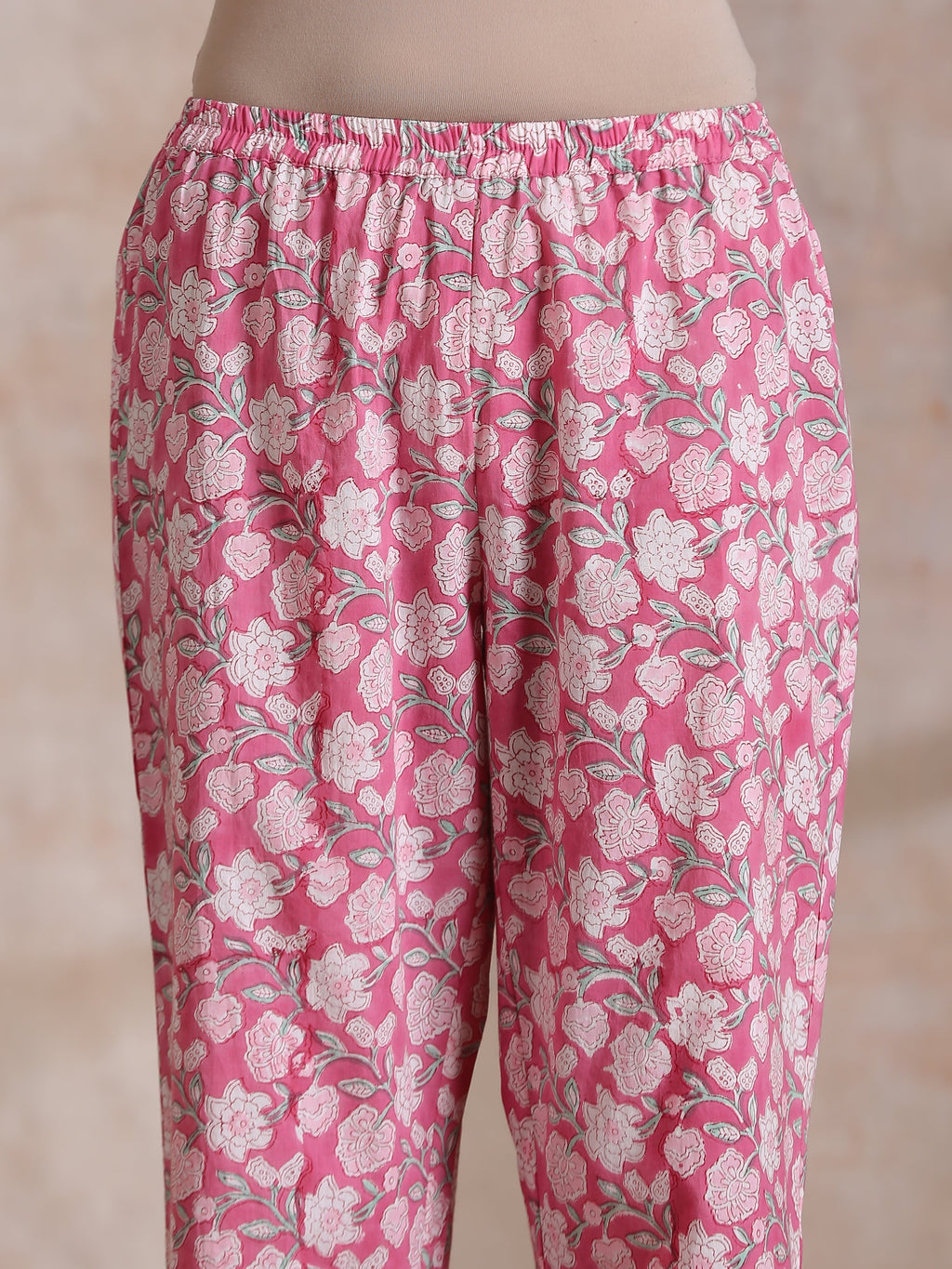 trueBrowns Pink Green Floral On White Block Print Cotton Sleeveless Flared Kurta Pant Set