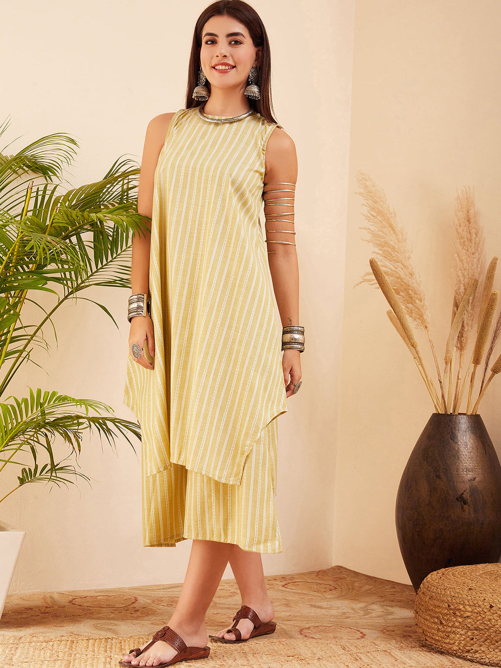 InWeave Women's Light Yellow Lurex Kantha Mandarin Neck Kurta Palazzo Set