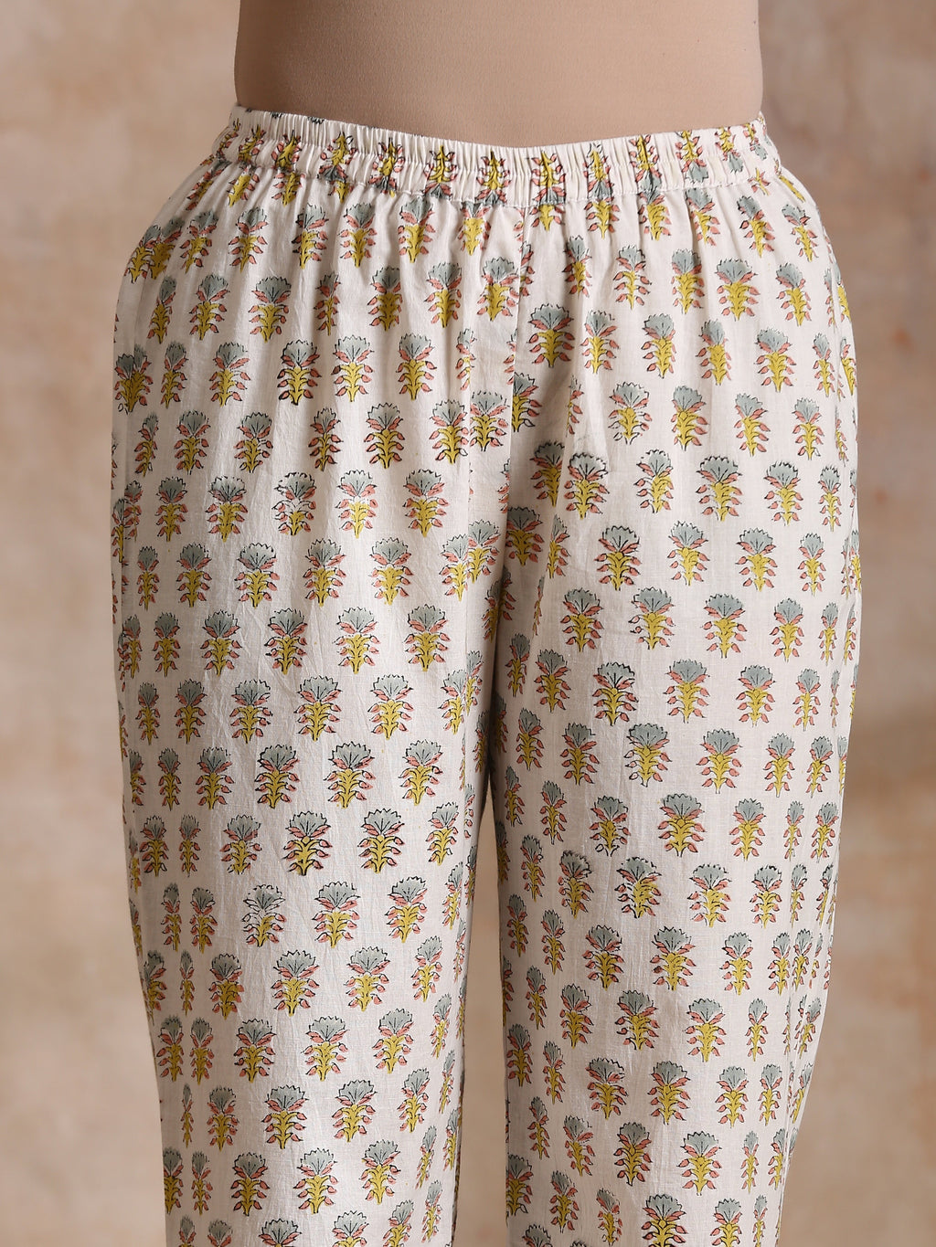 trueBrowns Multi Color Floral Booti Print Cotton Flared Kurta Pant Set