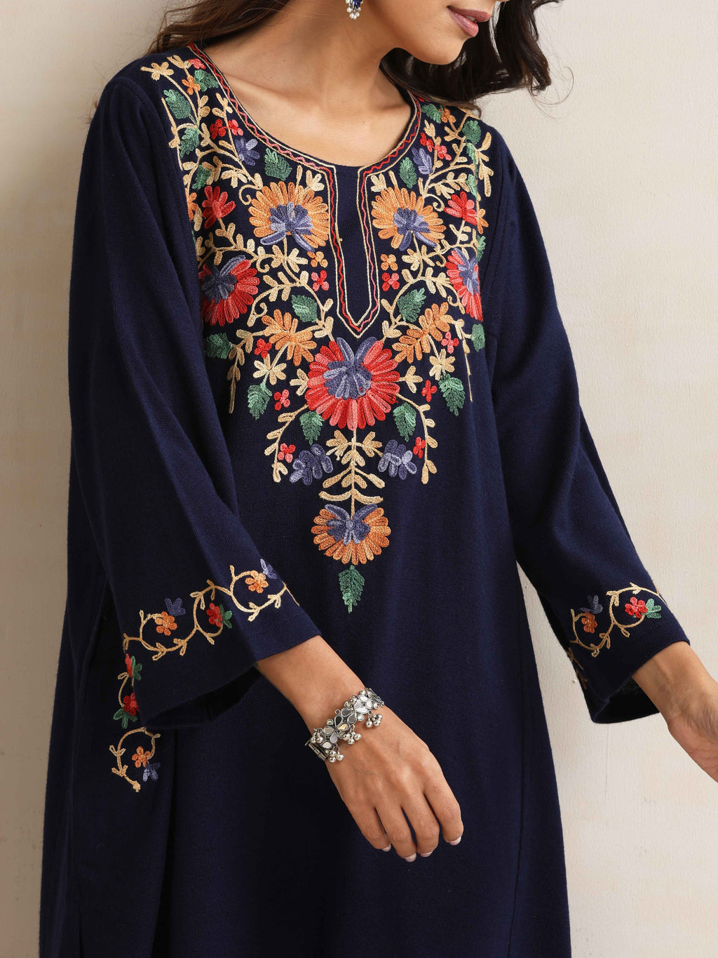 trueBrowns Blue Kashmiri Floral Embroidered Woollen Phiran Kurta