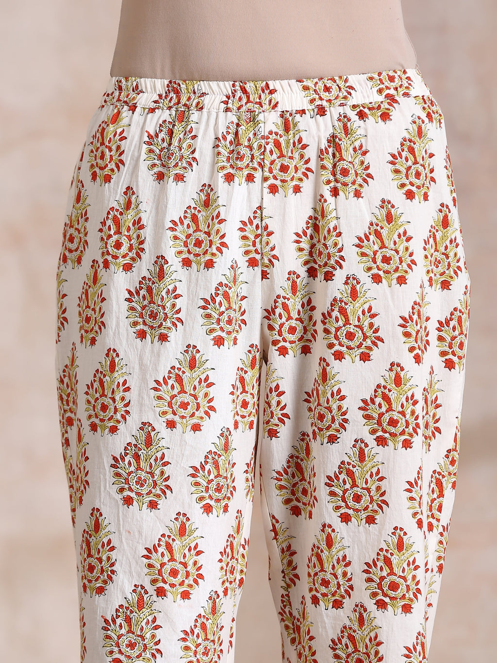 trueBrowns Yellow Overall Floral Block Print Cotton Sleeveless Kurta Pant Set