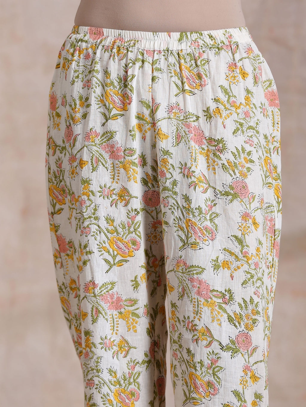trueBrowns Pink Yellow Floral On White Block Print Cotton Panel Kaftan Kurta Pant Set