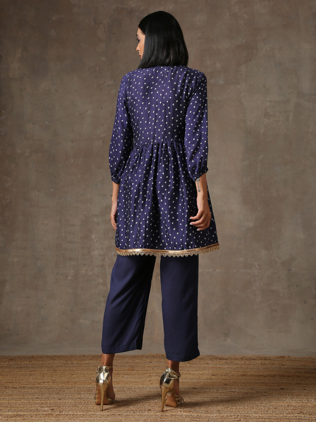 trueBrowns Blue Bandhani Printed Silk Co-Ord Set