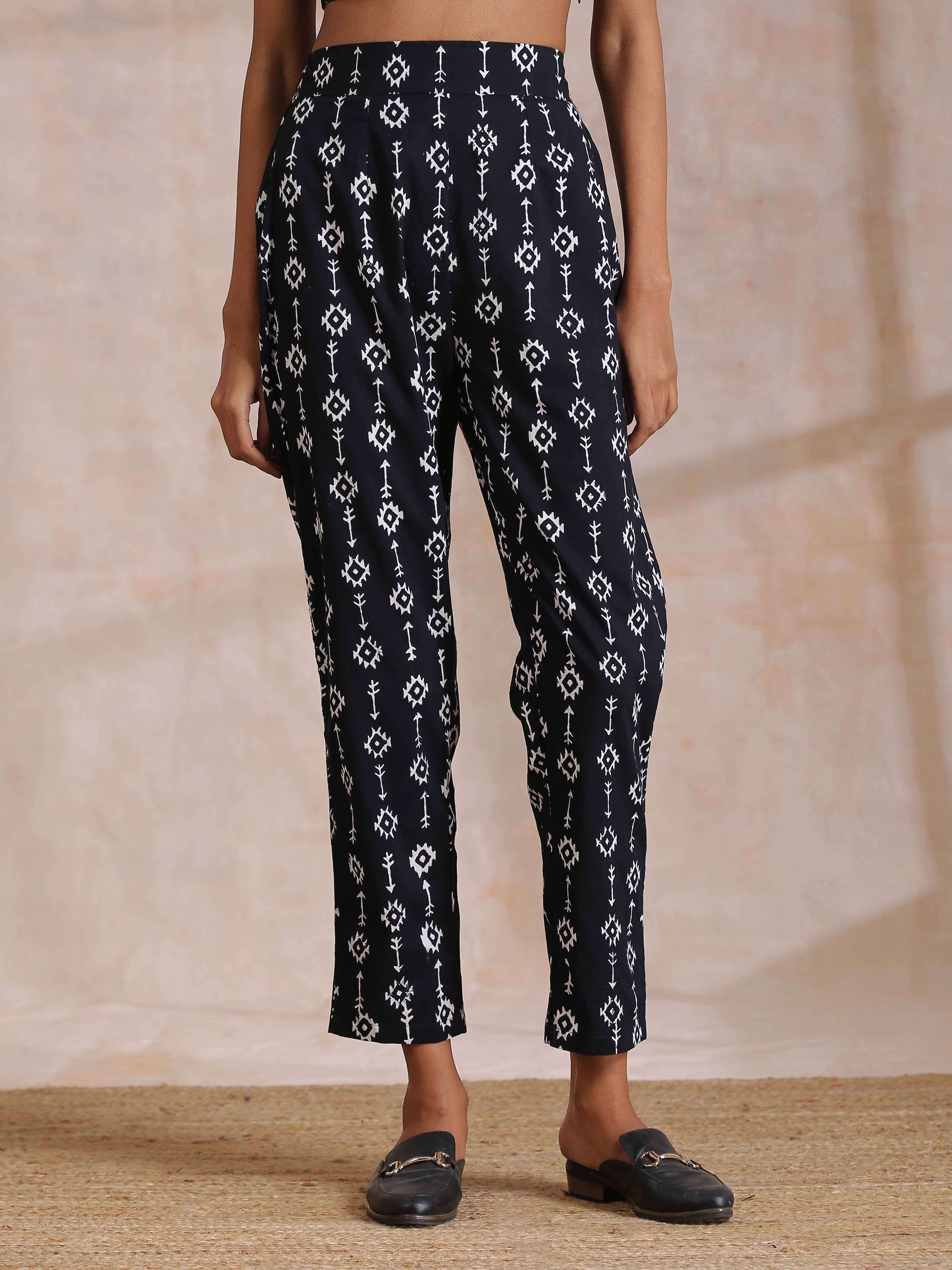 trueBrowns Black White Geometric Print Cotton Pant Suit Set