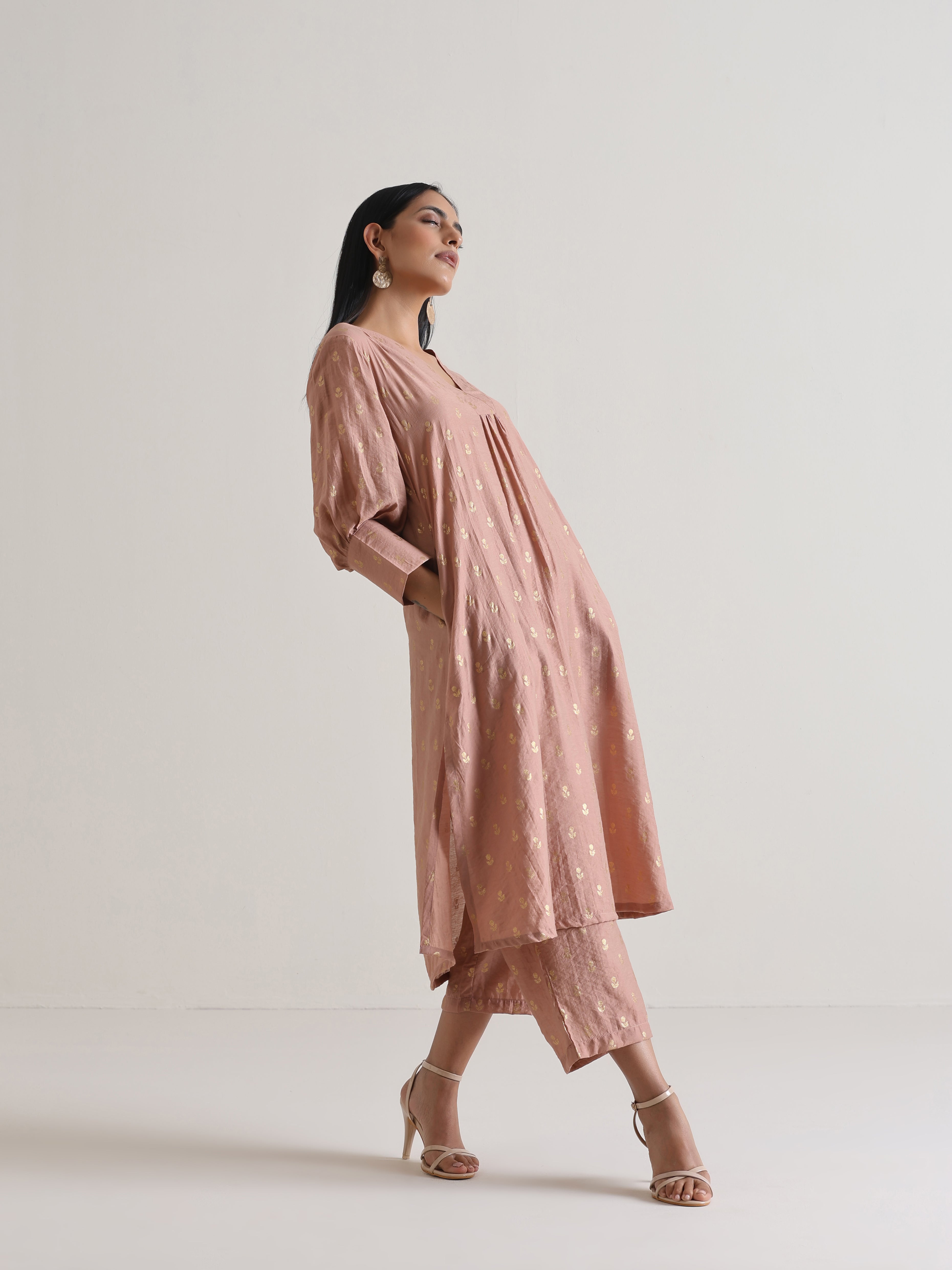 trueBrowns Beige Foil Puff Sleeve Kurta Set