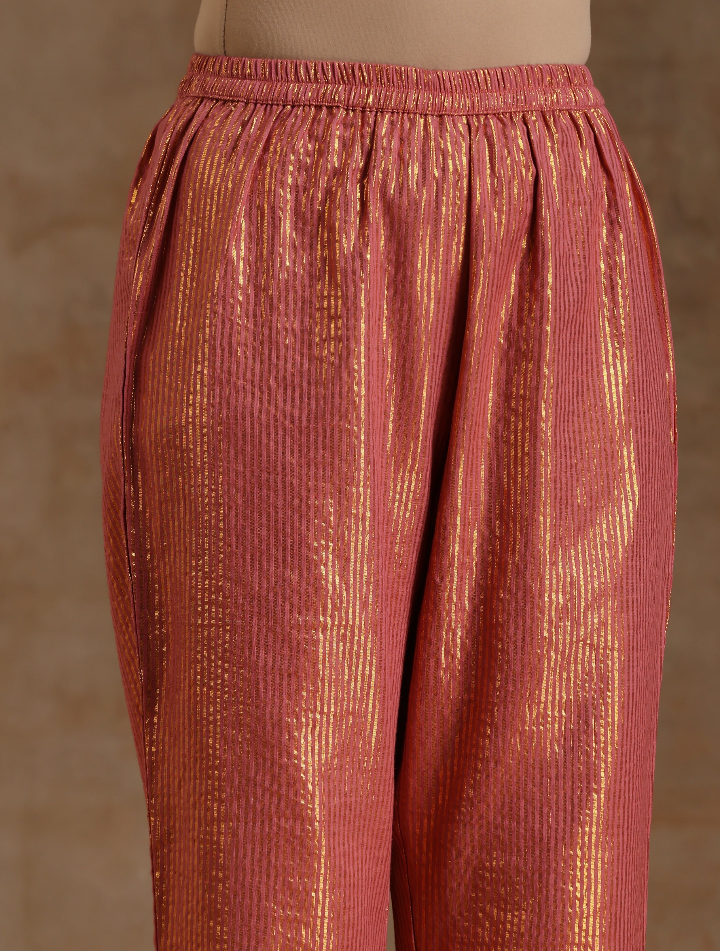 trueBrowns Blush Gold Cotton Relaxed High-Low Kurta Set
