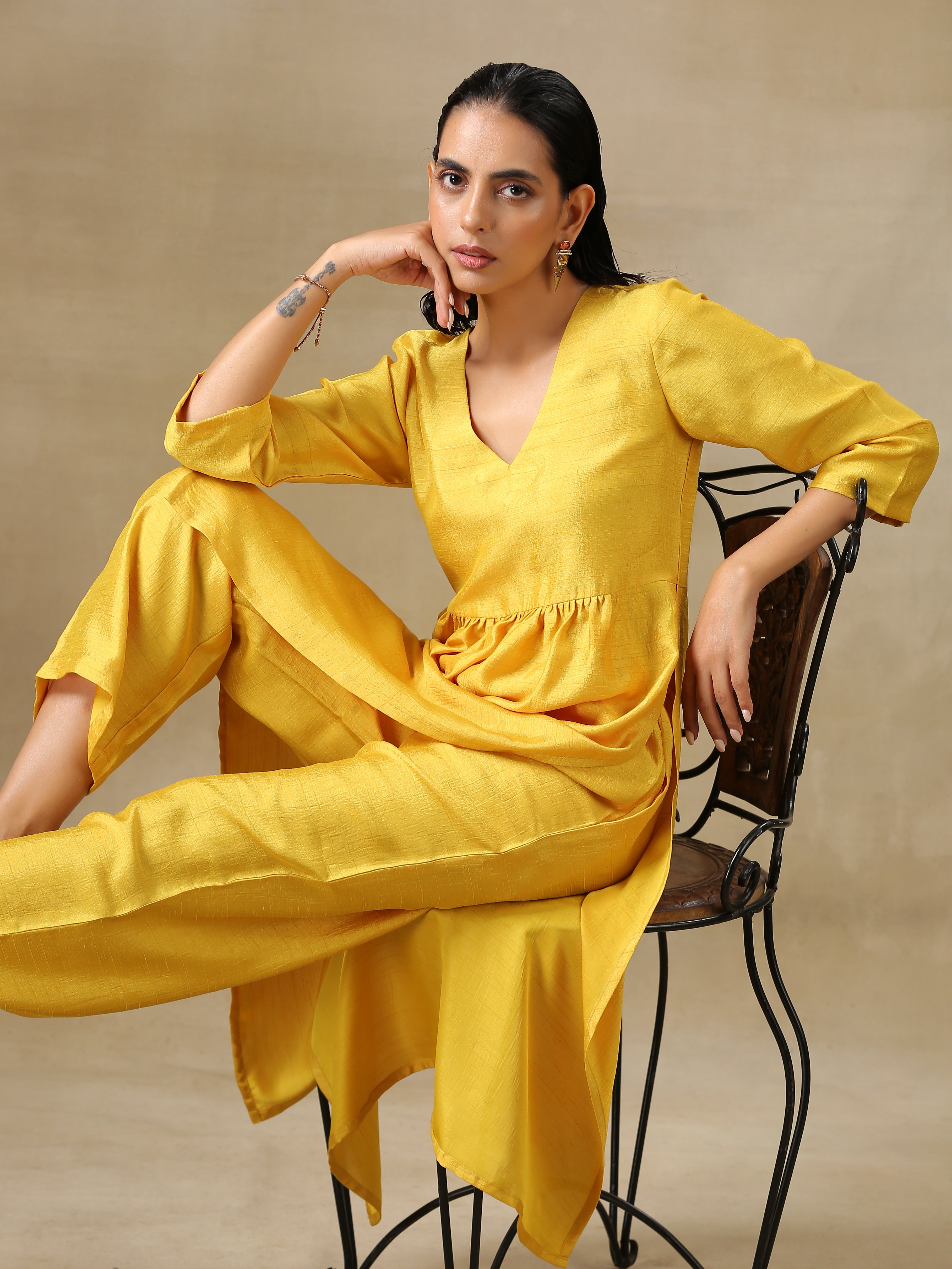 trueBrowns Yellow Textured Silk High Slit Gathered Kurta Set