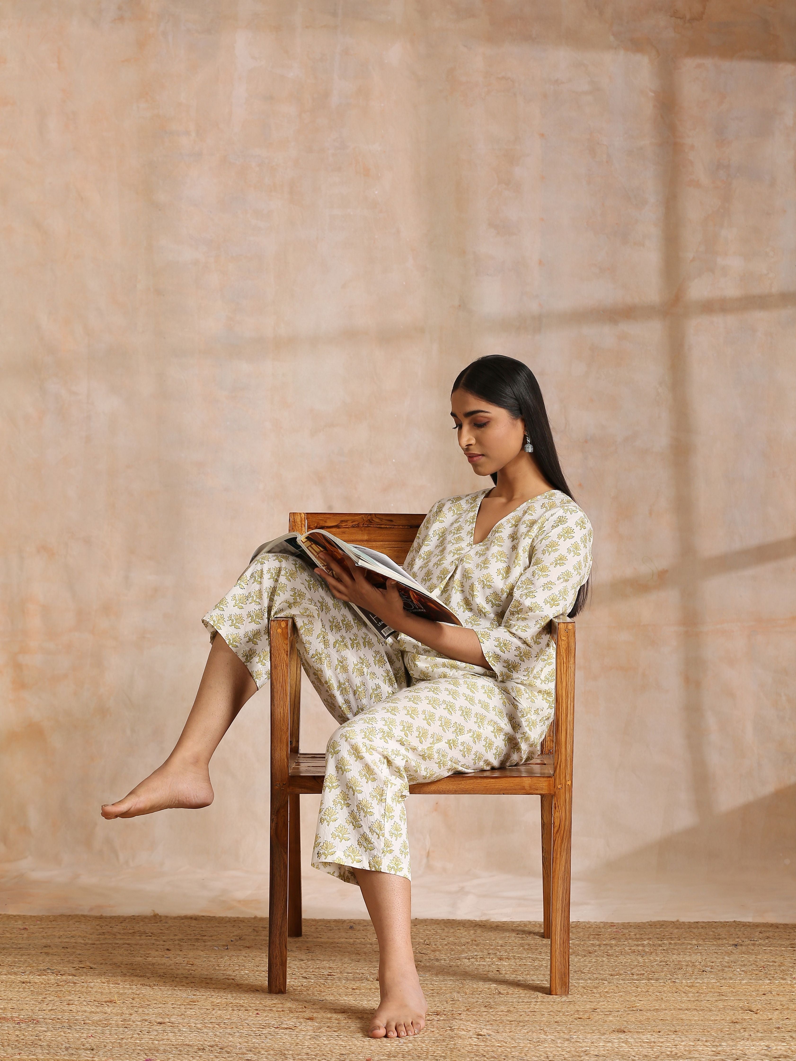 trueBrowns Green Buta On Off-White Block Print Cotton Co-Ord Set