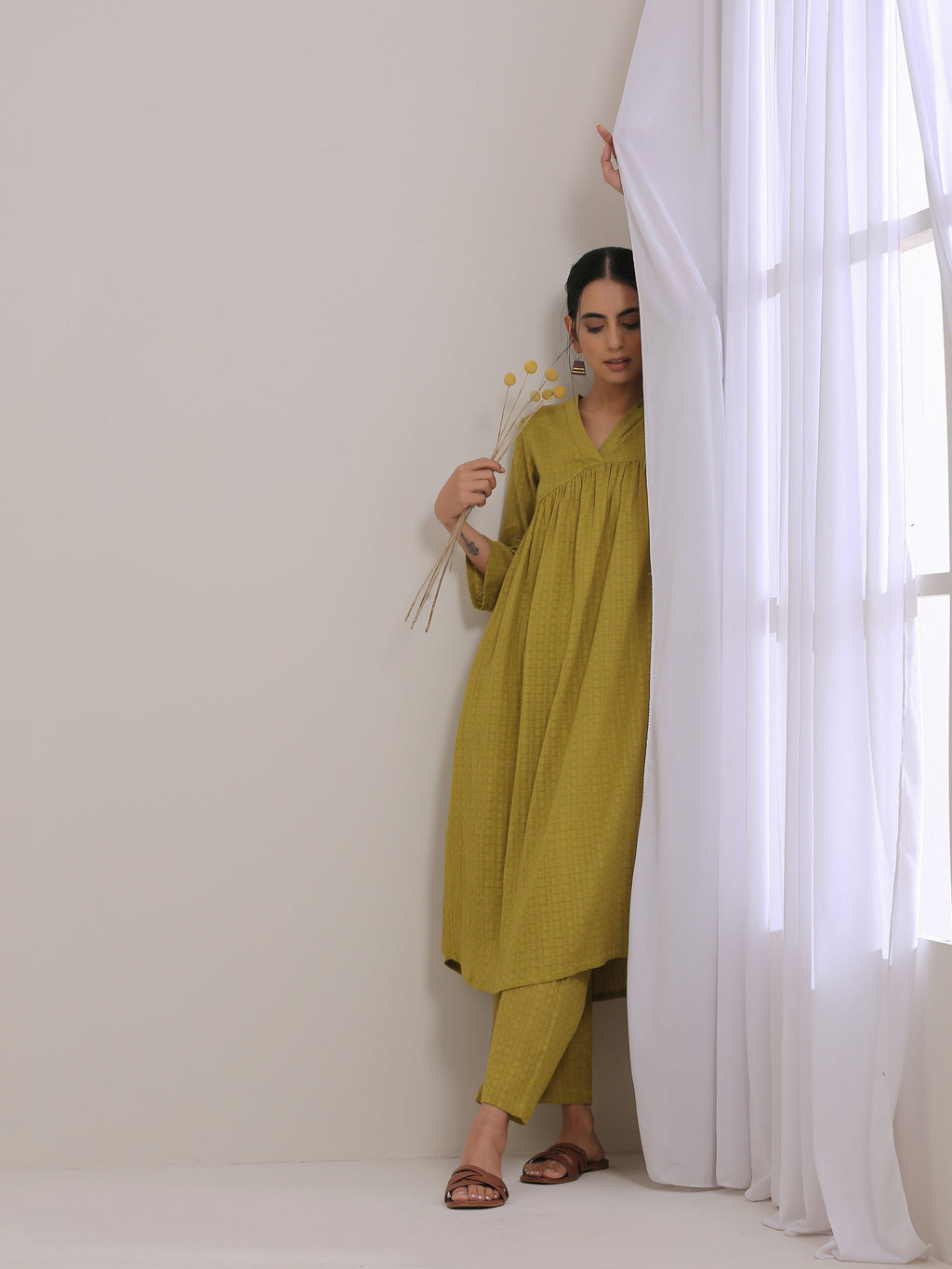 trueBrowns Avacado Green Dobby Flared Slit Kurta Pant Set
