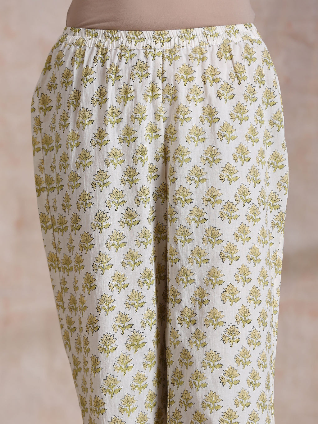 trueBrowns Green Buta On Off White Block Print Cotton Slit Gathered Kurta Set
