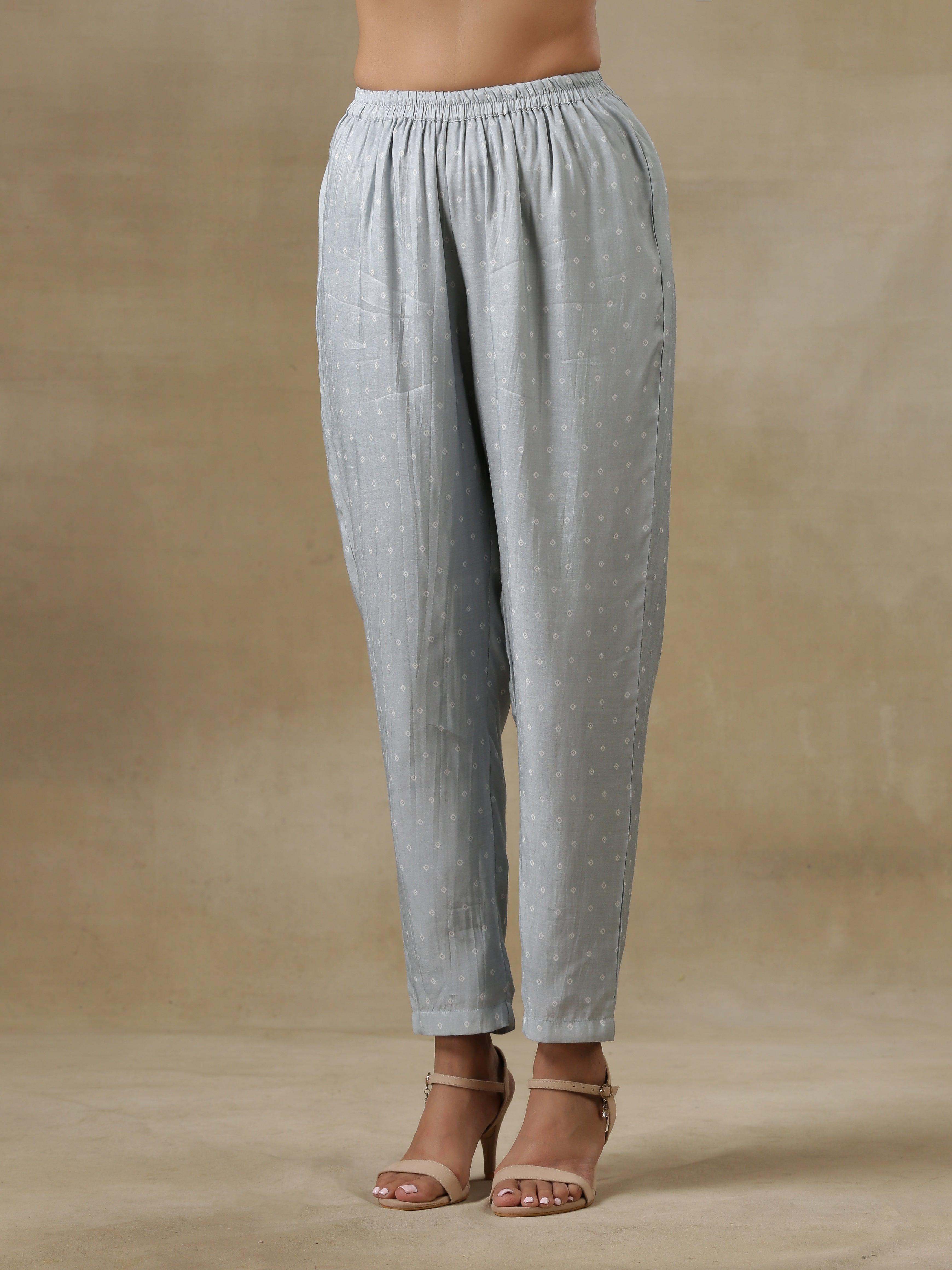 trueBrowns Grey Bandhani Printed Silk Yoke Kurta Pant Set