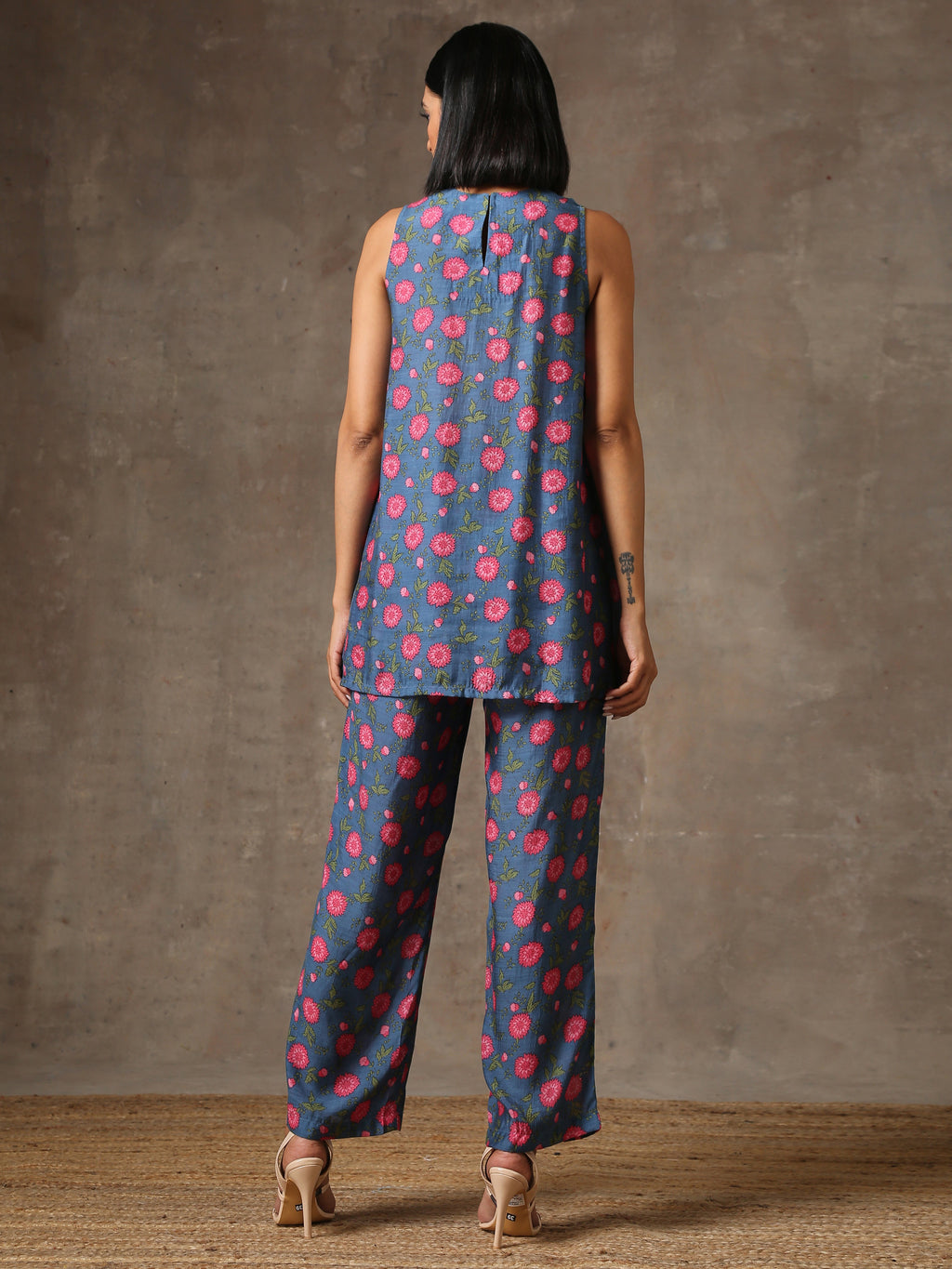 trueBrowns Blue Pink Printed Silk Co-Ord Set