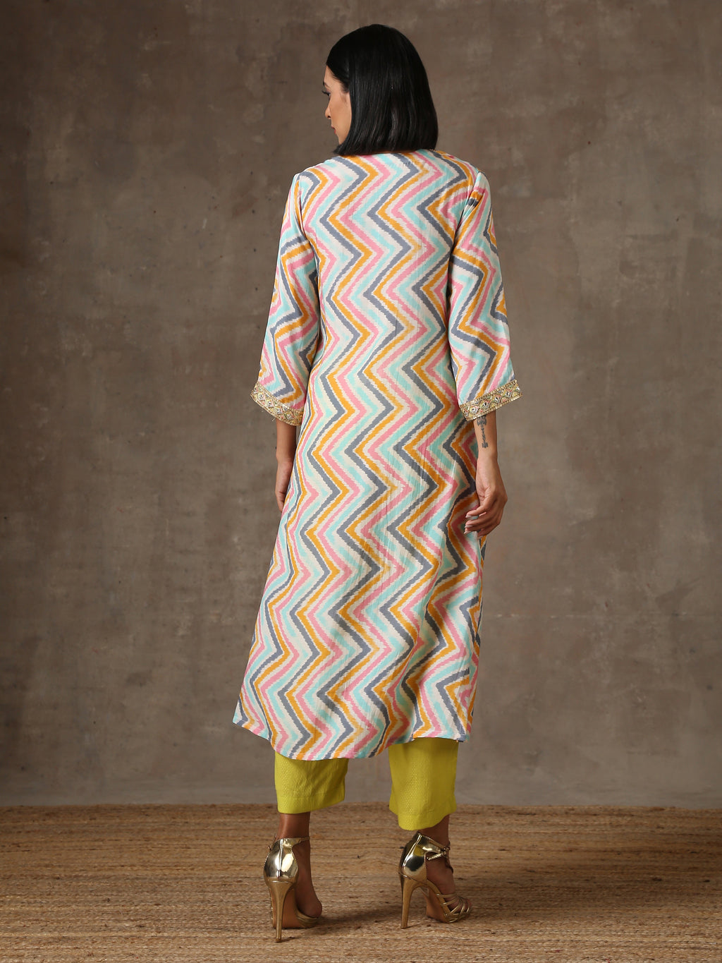 trueBrowns Multicolour Lehariya Printed Silk Kurta Pant Set