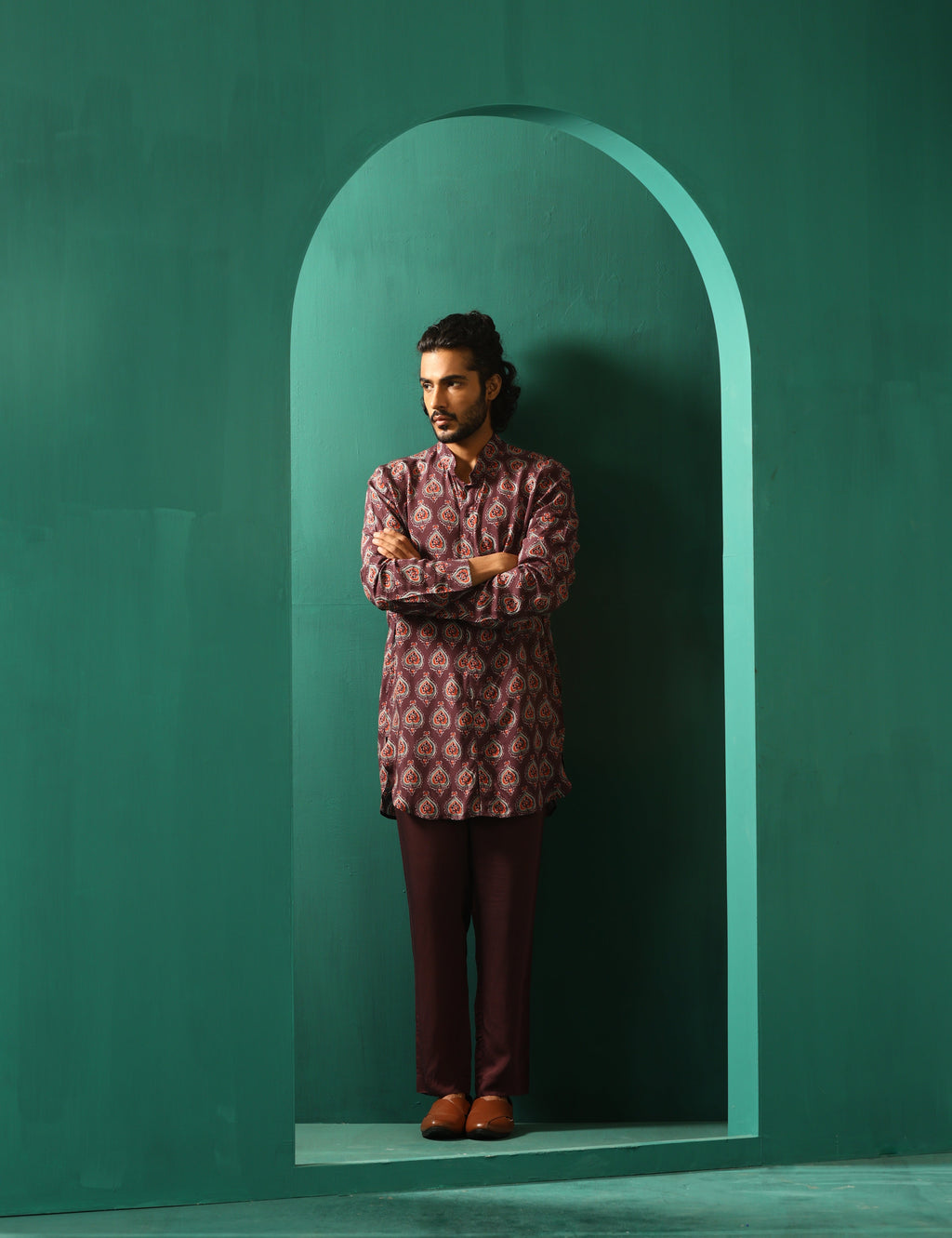 trueBrowns Men's Deep Purple Paan Muslin Silk Printed Co-ord Set