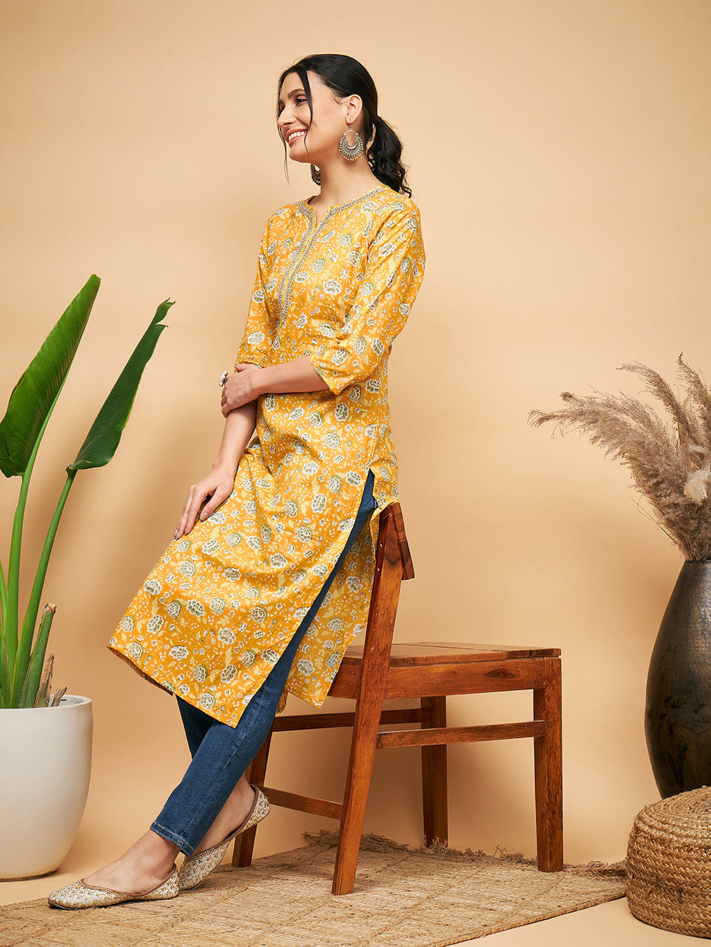 InWeave Women's Yellow Foil Print Gota Straight Kurta
