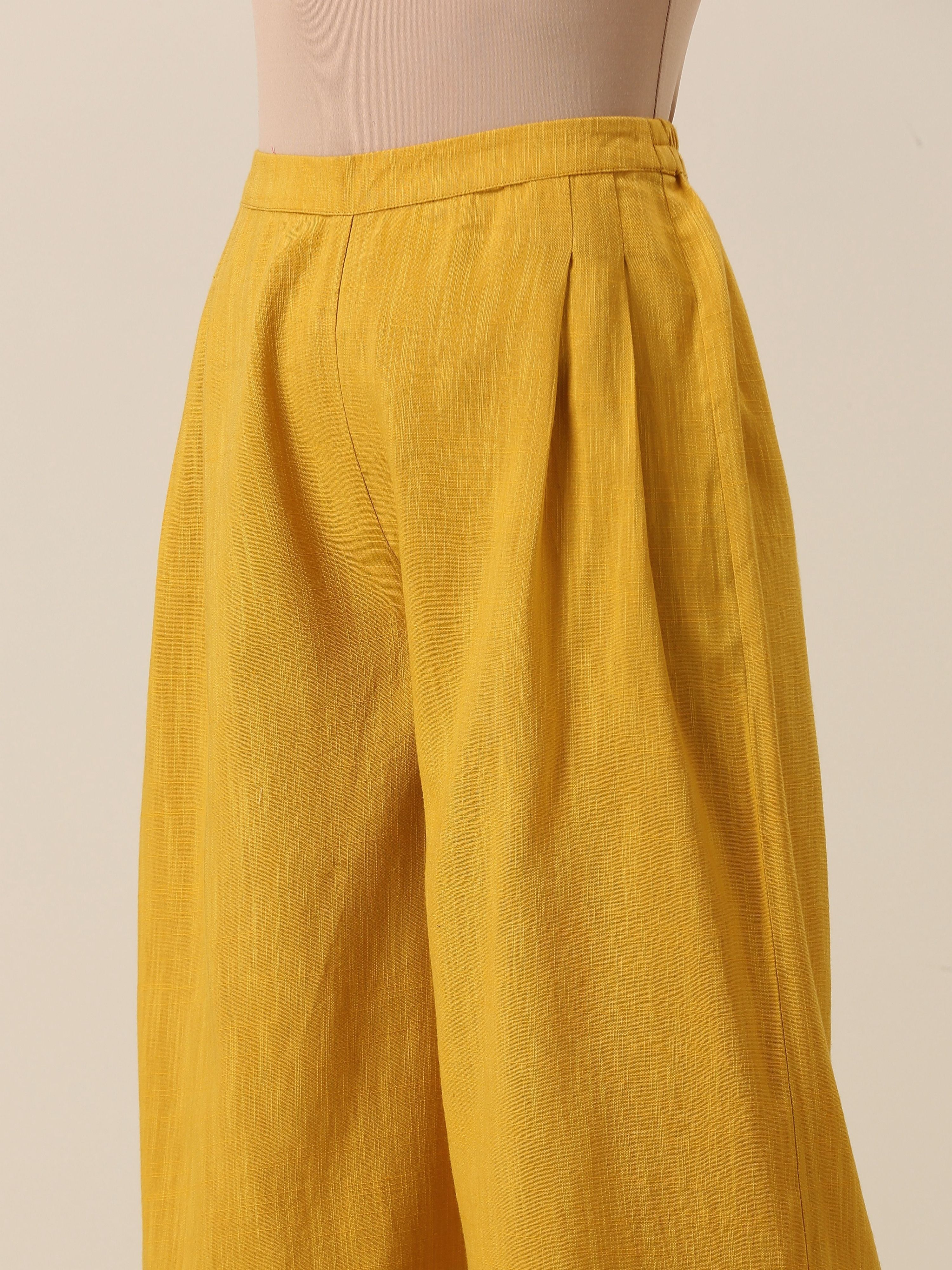 trueBrowns Mustard Yellow Slub Texture Sleevesless Jacket Pant Set
