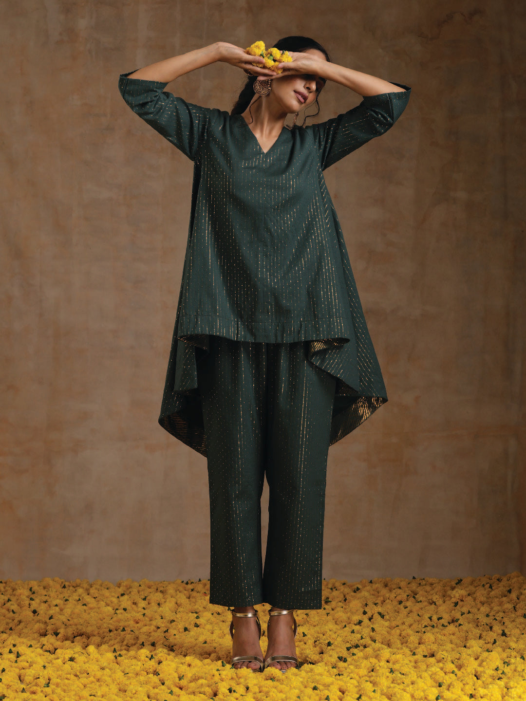 trueBrowns Dark Green Gold Cotton High-Low Co-Ord Set