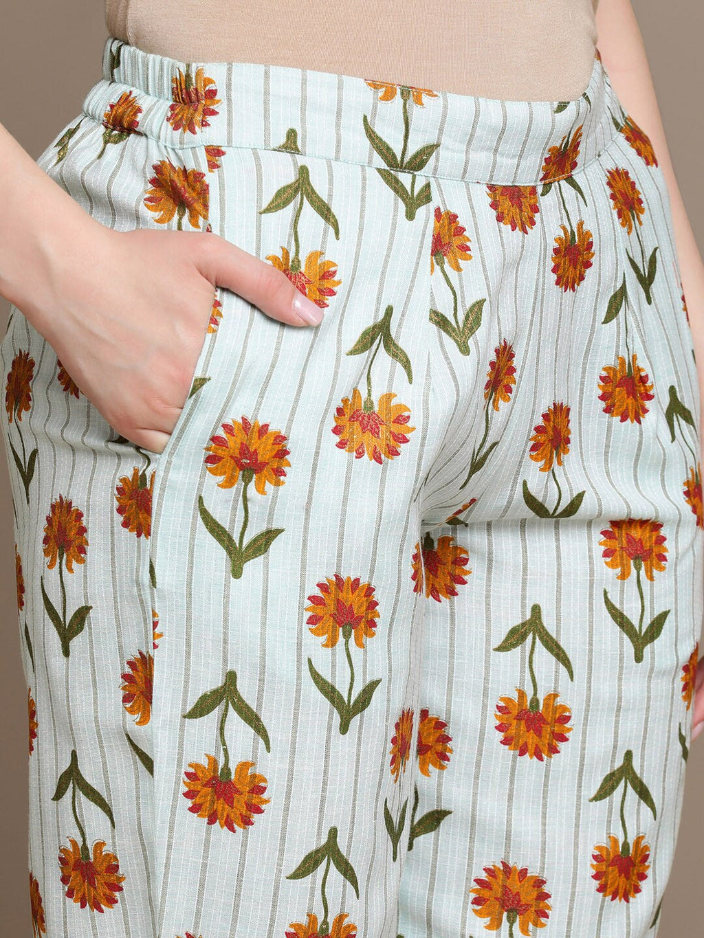HERE&NOW Floral Printed Lace Inserted V-Neck Kurti with Trousers