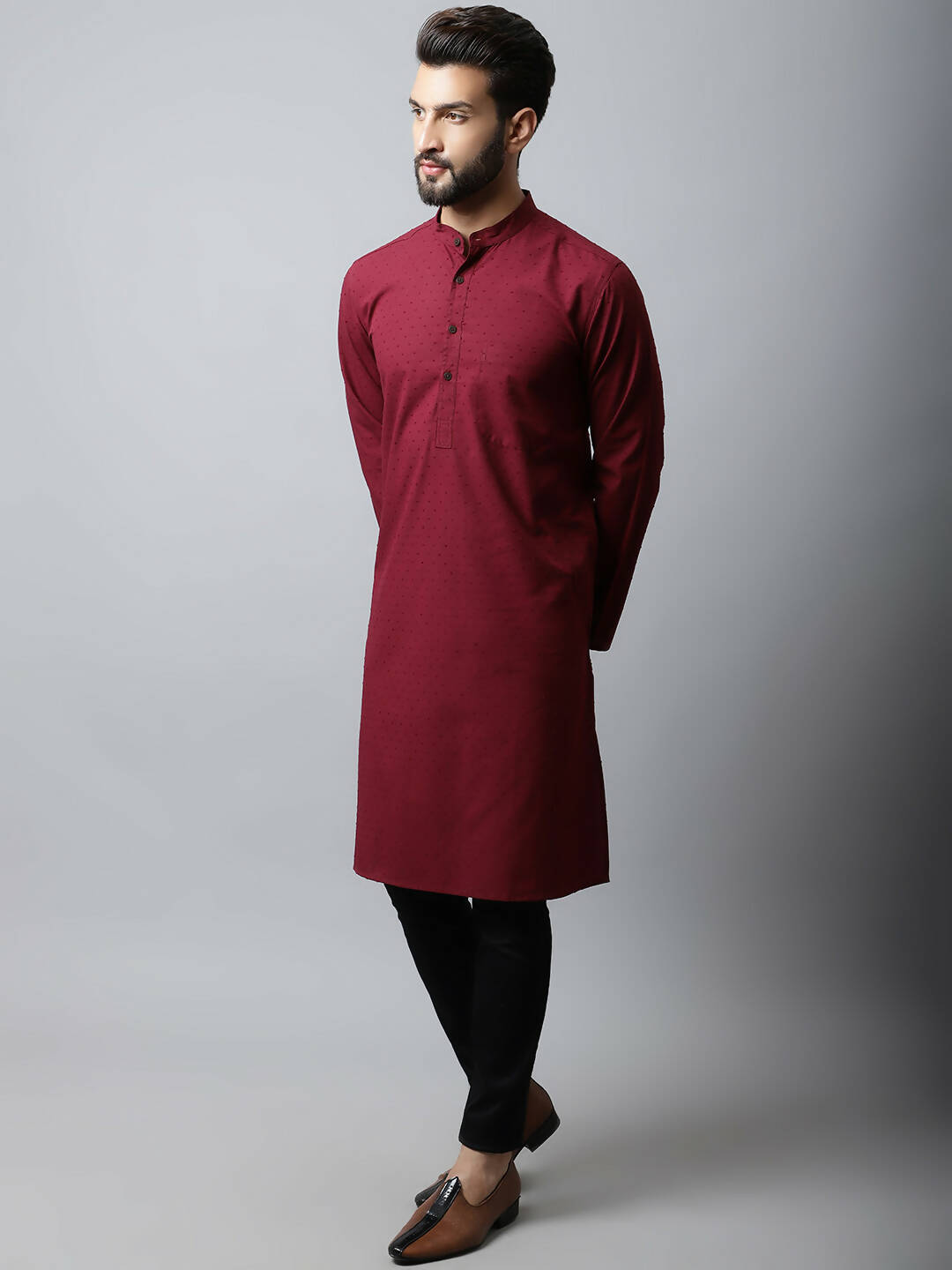 Even Apparels Maroon Color Linen Pure Cotton Men's Kurta With Side Placket (SLD1182)