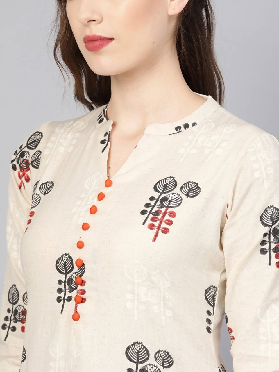 Vamika Printed Cotton Cream Party Wear/Casual Wear Kurta Set/Suit