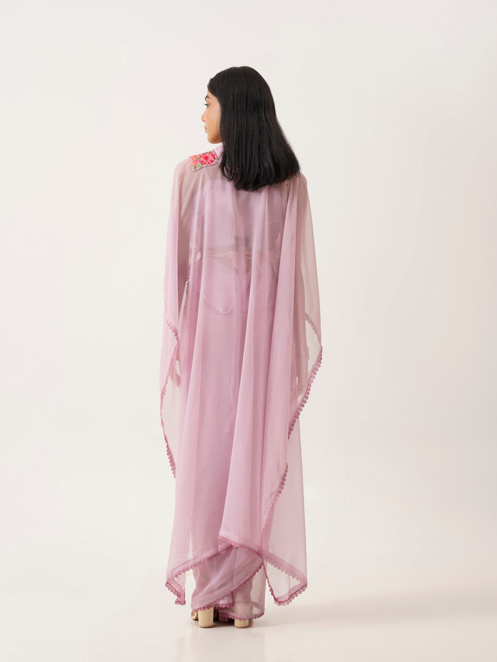 Tikhi Imli Lavender & Pink Floral Embroidered Belted Saree