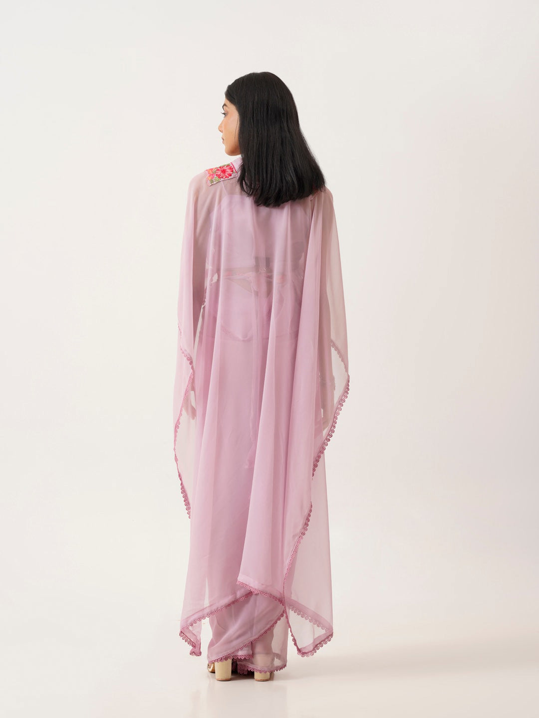 Tikhi Imli Lavender & Pink Floral Embroidered Belted Saree