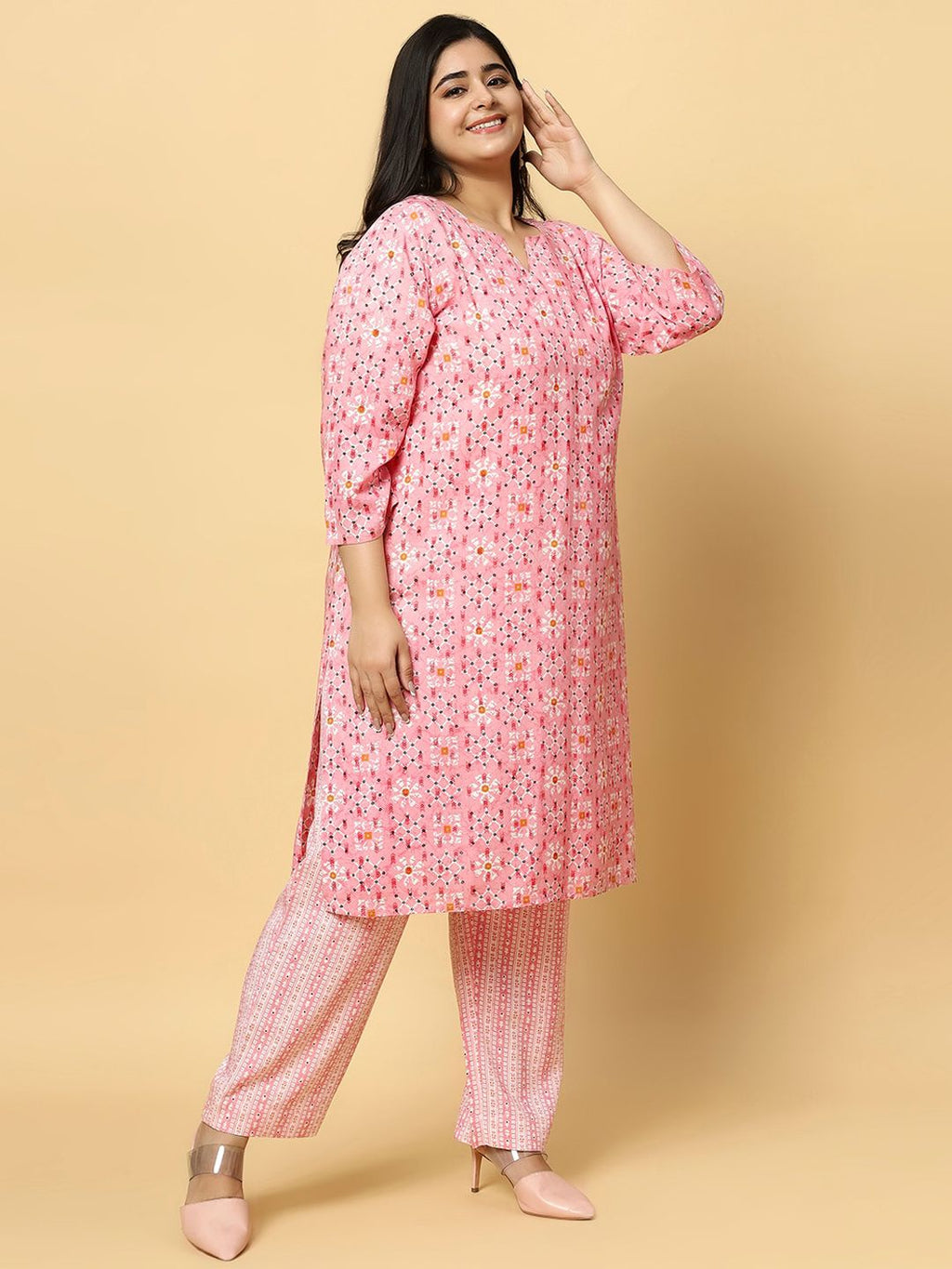 Sztori Plus Size Ethnic Motifs Printed Pure Cotton Kurta & Trouser