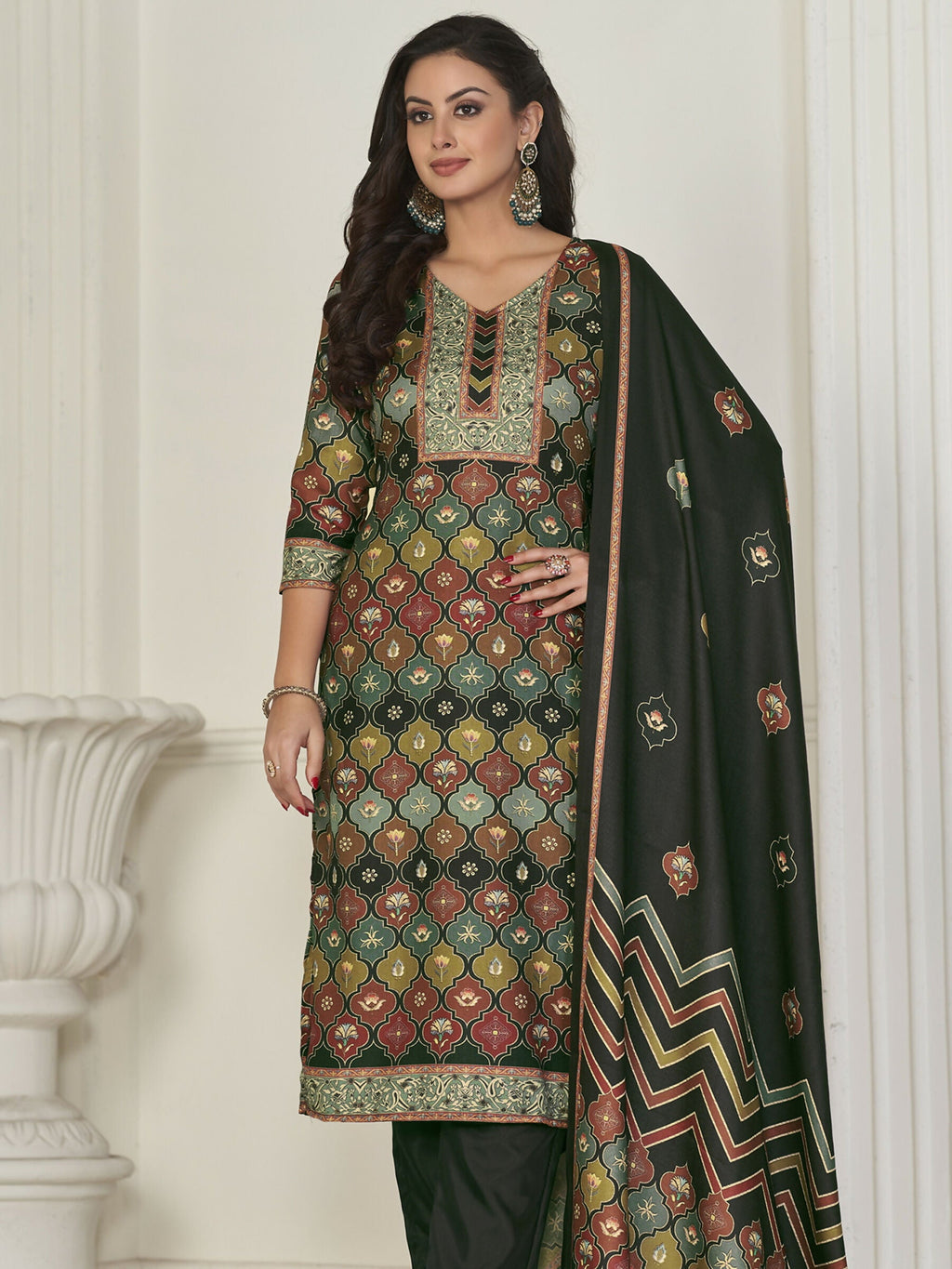 Jyoti Fashion Women's Multicolor Pashmina Digital Printed Kurta with Trouser & Dupatta