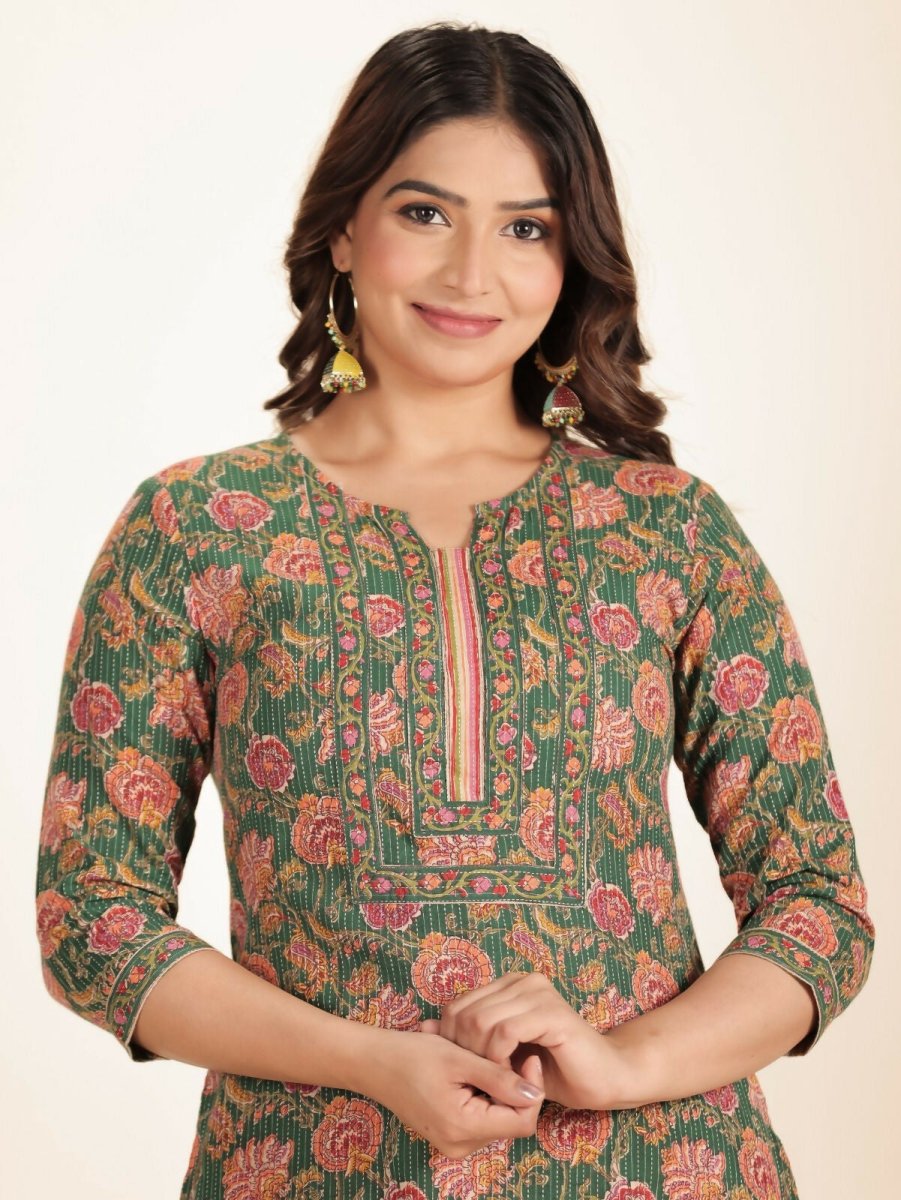 Aramya Green Kantha Cotton Floral Print Straight Kurta Set for Women