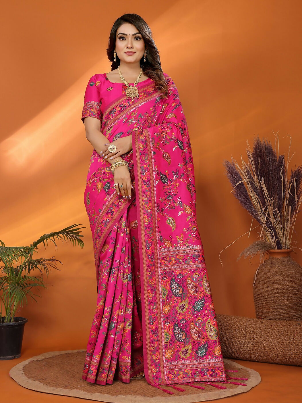 Joban Fashion Magenta Meena Weaves Pashmina Sarees