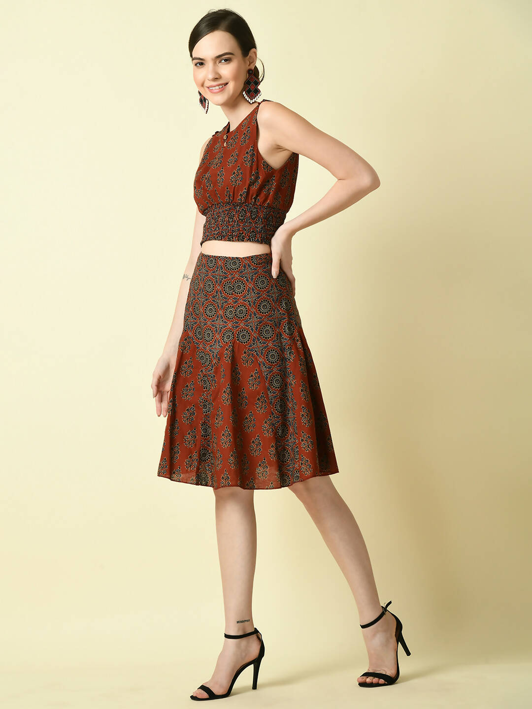 Myshka Women's Rust Round Neck Top With Skirt