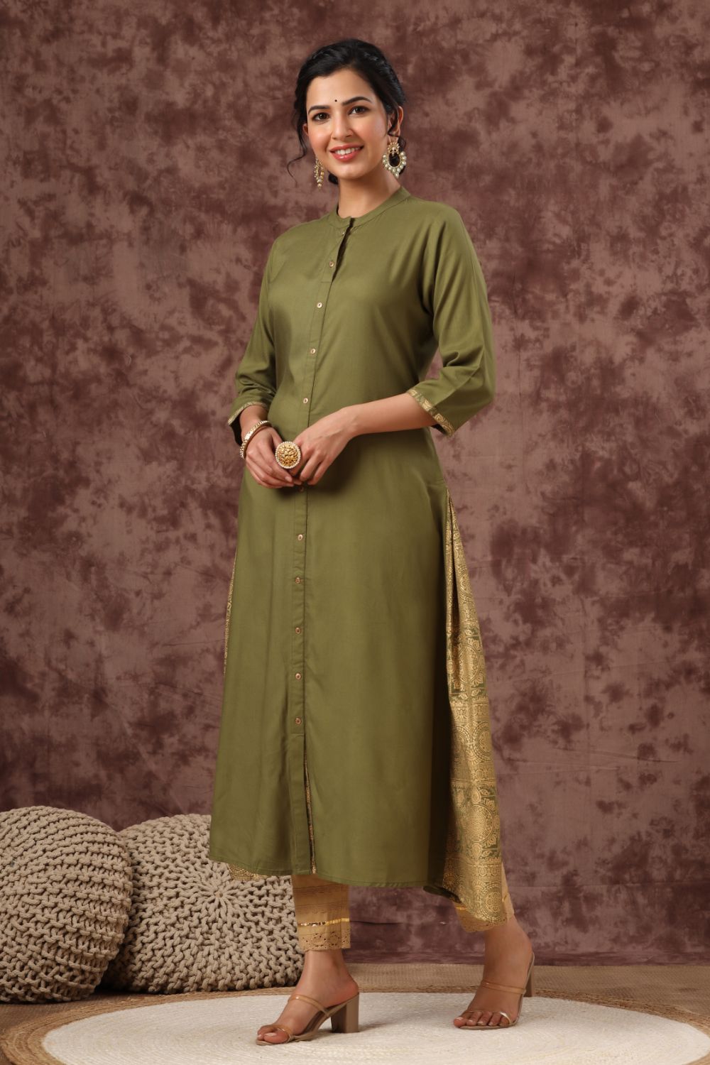 Juniper Womens Olive Rayon Foil Printed Kurta