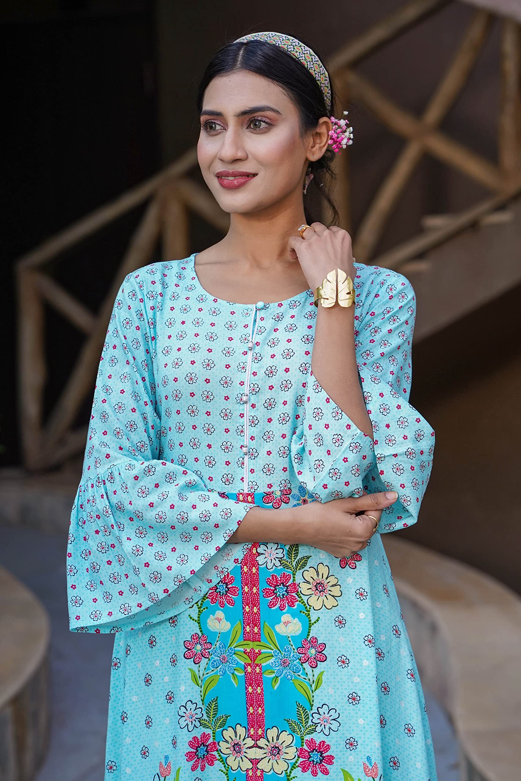 Juniper Women's Sky Blue Floral Printed Rayon Kurta With Buttons Closure At Back