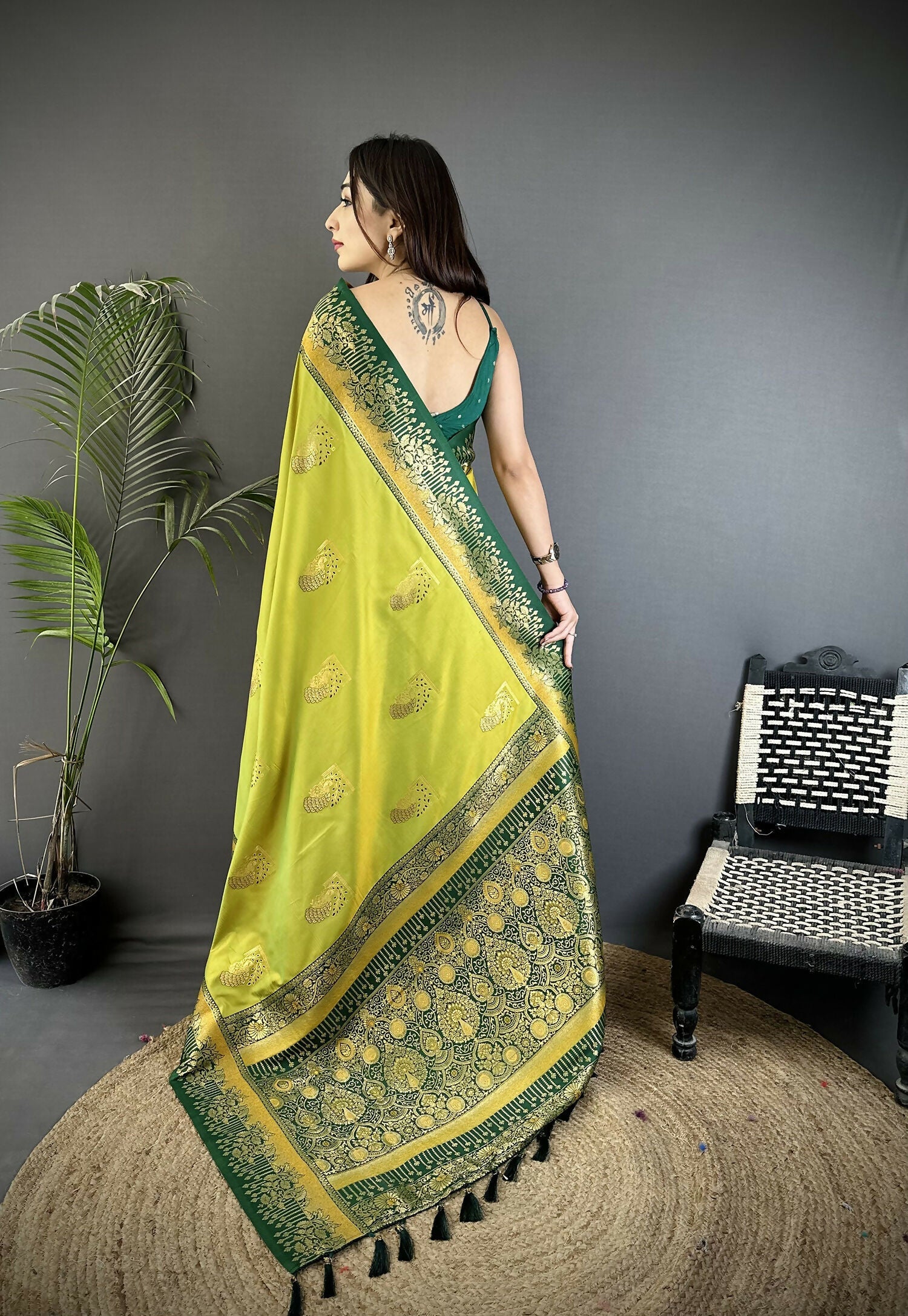 Joban Fashion Light Green Banarasi Soft Silk Peacock Butta Work Saree